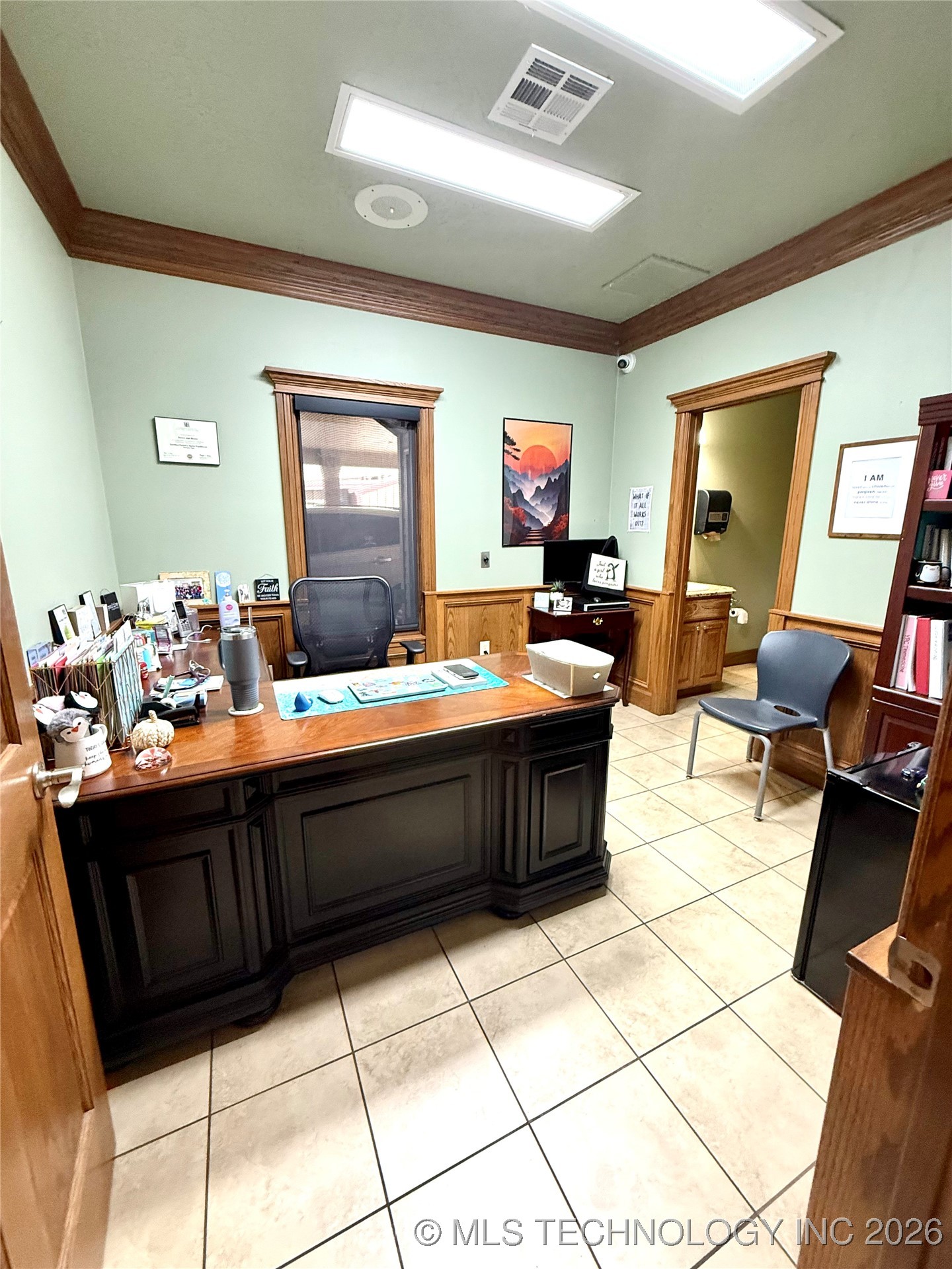 709 E Downing Street Property Photo 23