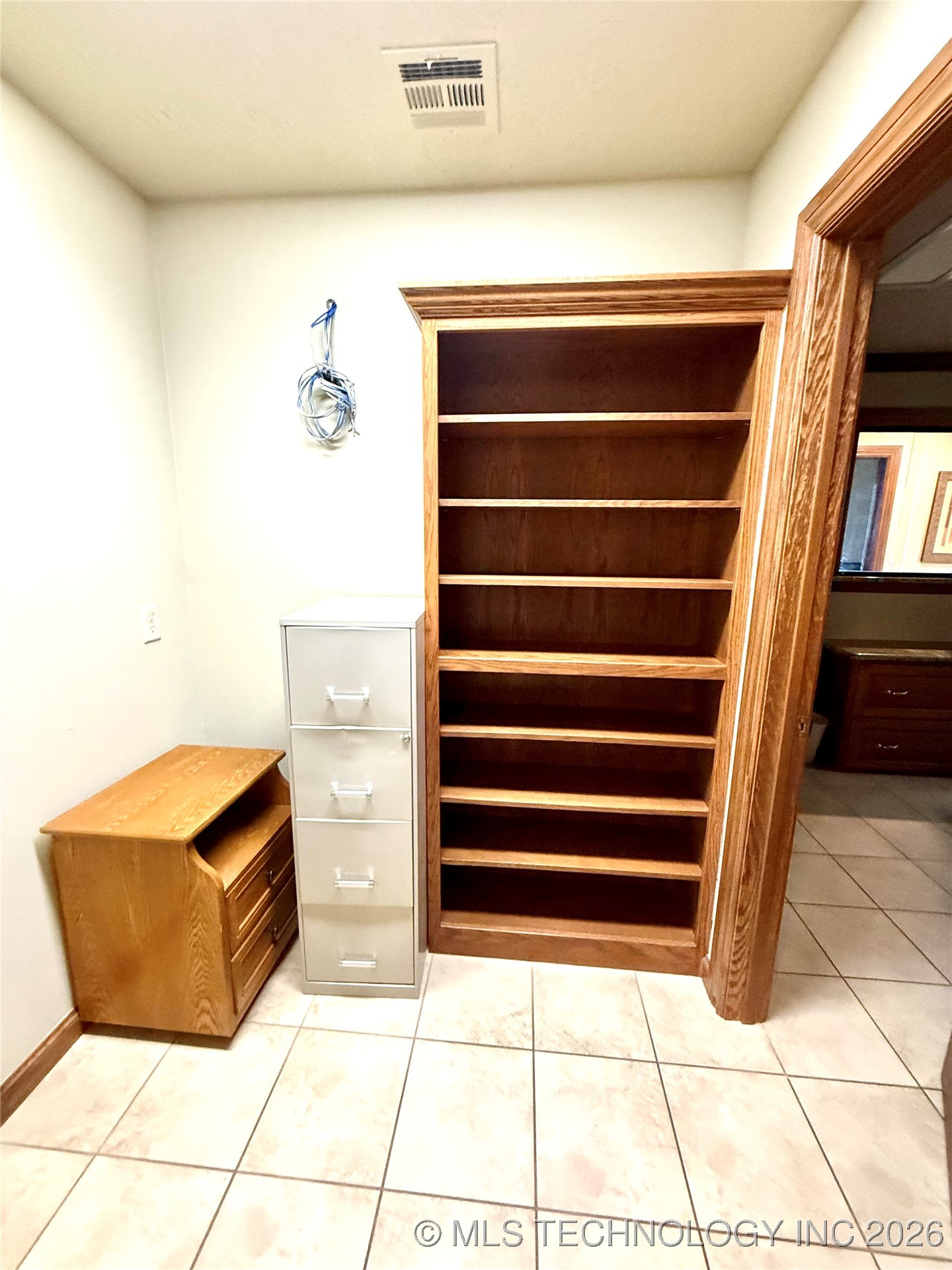 709 E Downing Street Property Photo 34