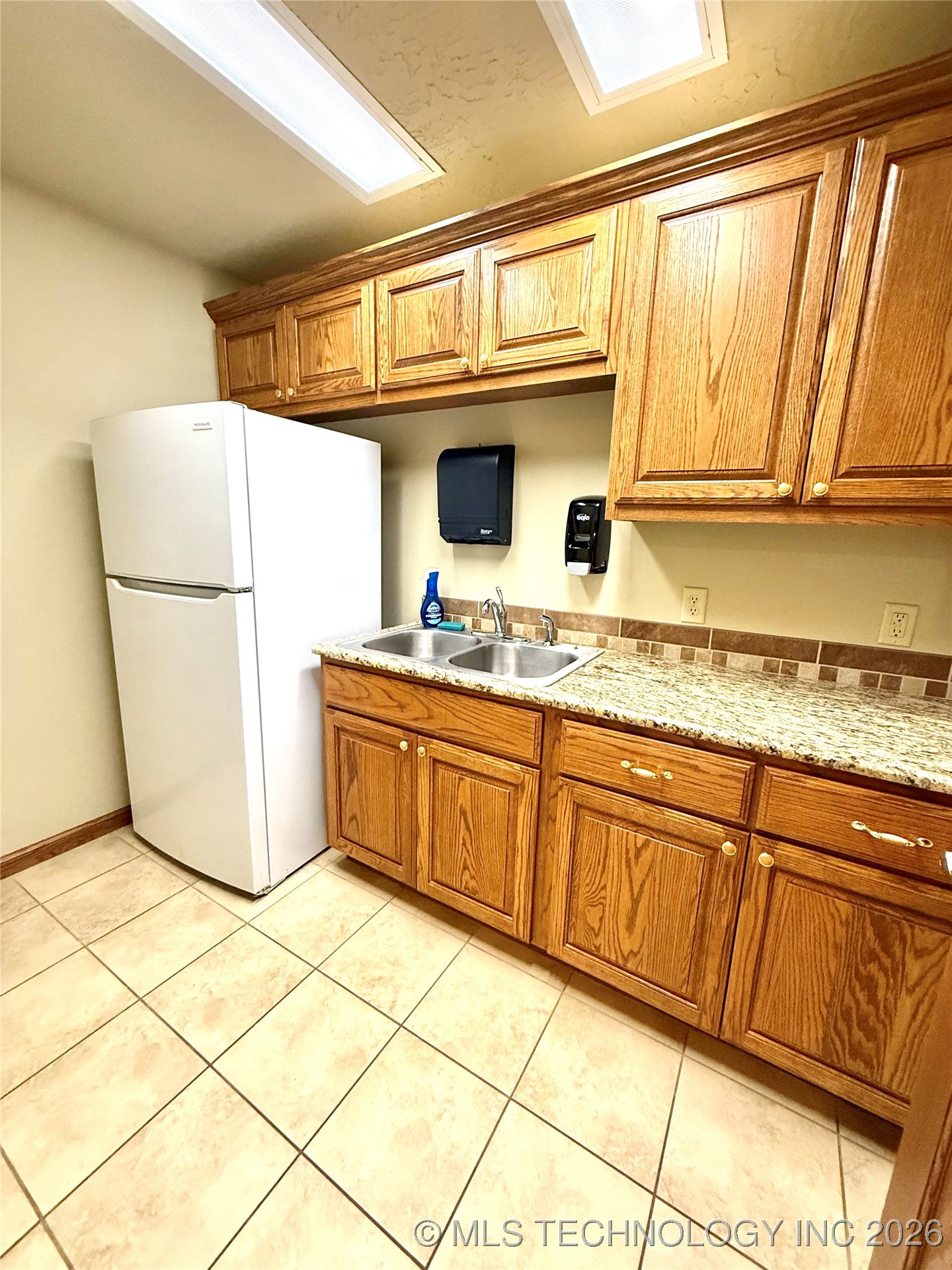 709 E Downing Street Property Photo 37