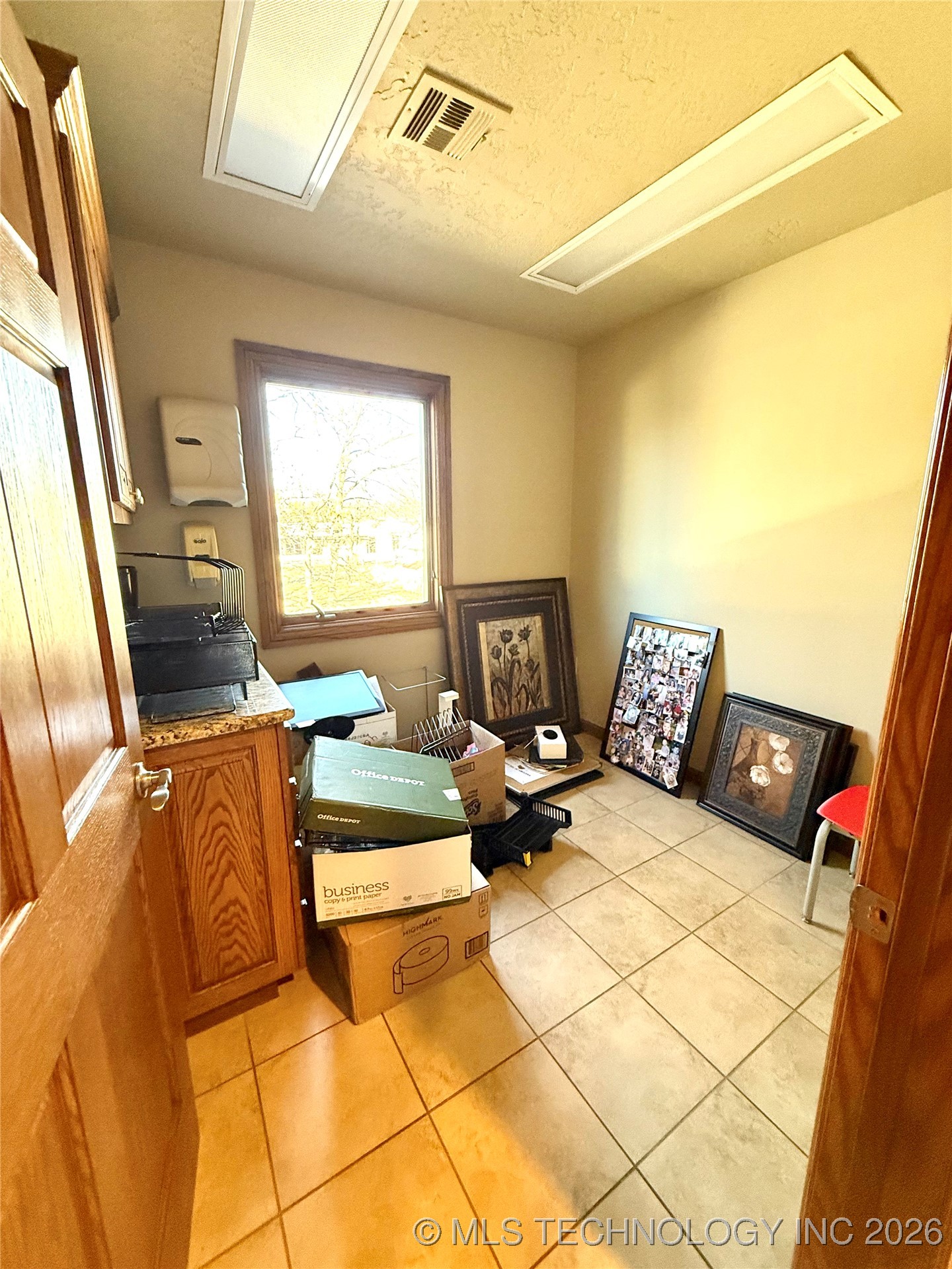 709 E Downing Street Property Photo 39