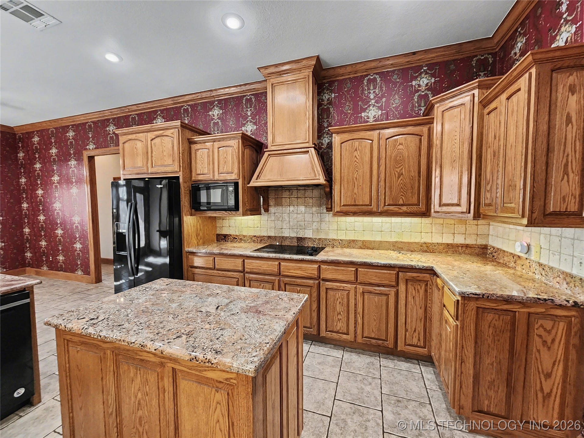 607 Sterling Hills Drive Property Photo 20