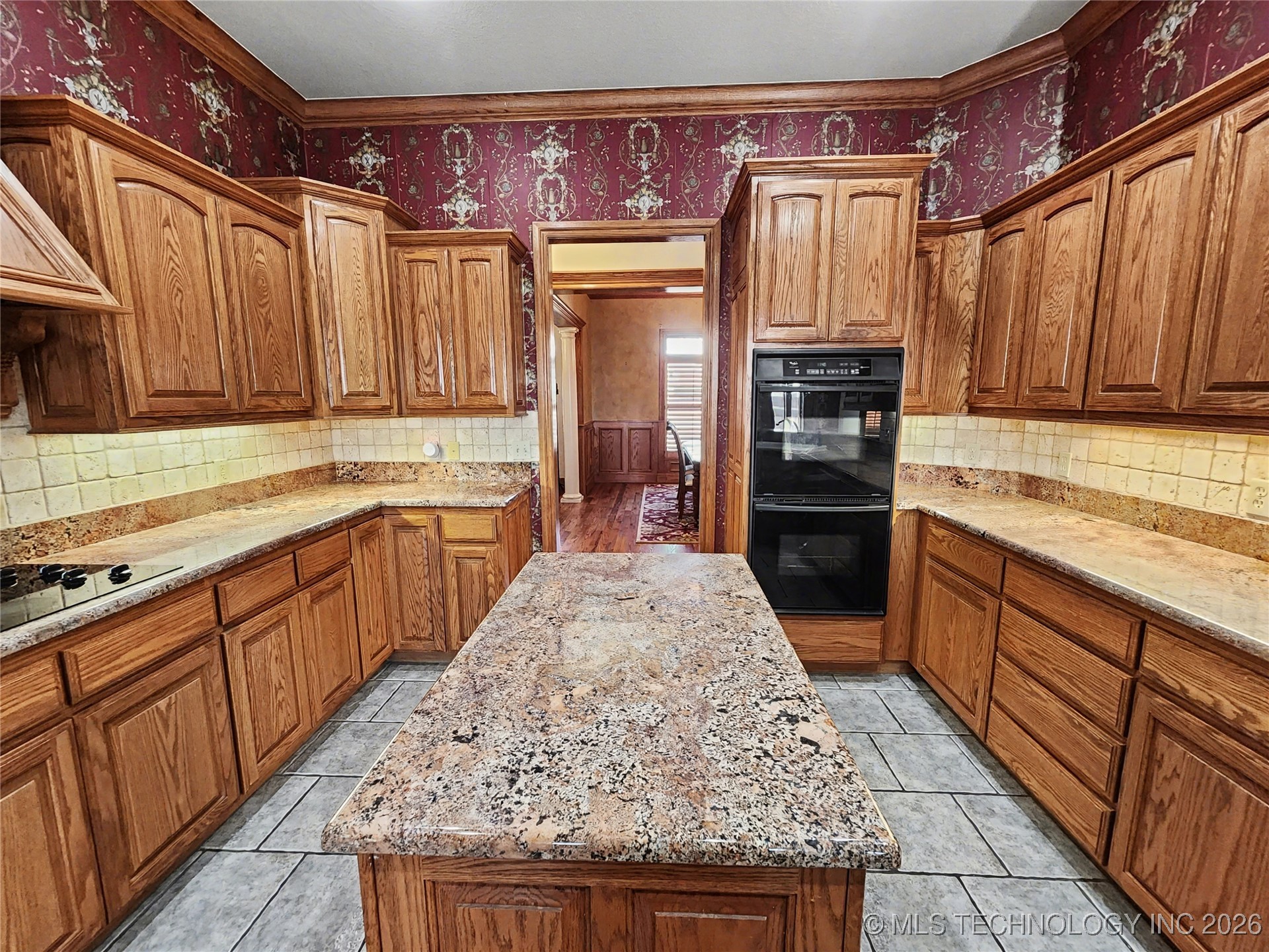 607 Sterling Hills Drive Property Photo 23