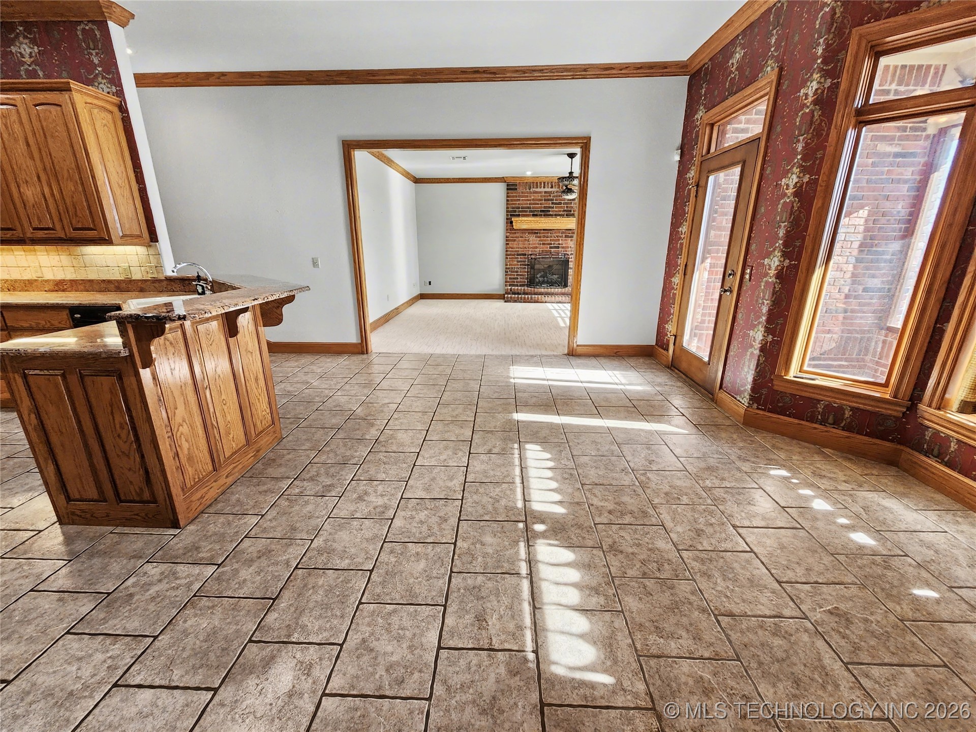 607 Sterling Hills Drive Property Photo 37