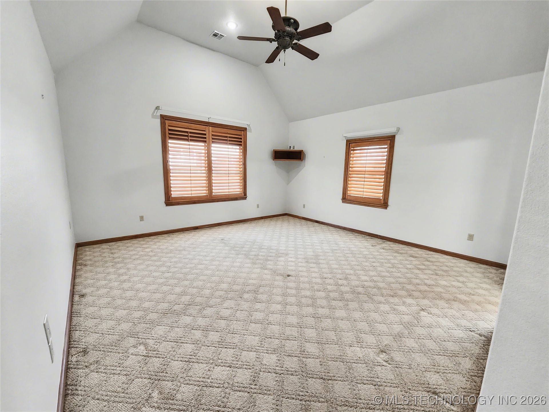 607 Sterling Hills Drive Property Photo 46