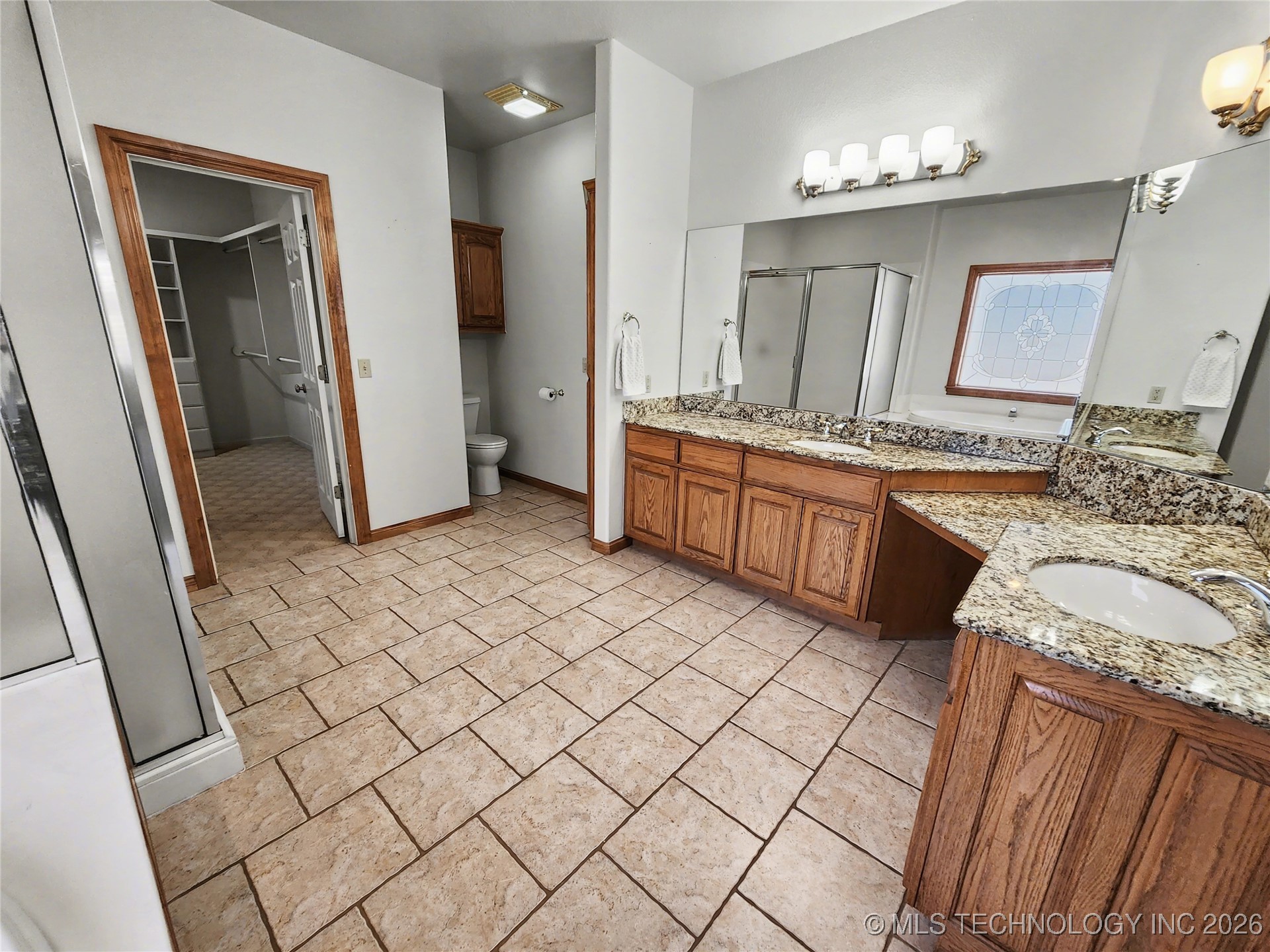 607 Sterling Hills Drive Property Photo 52