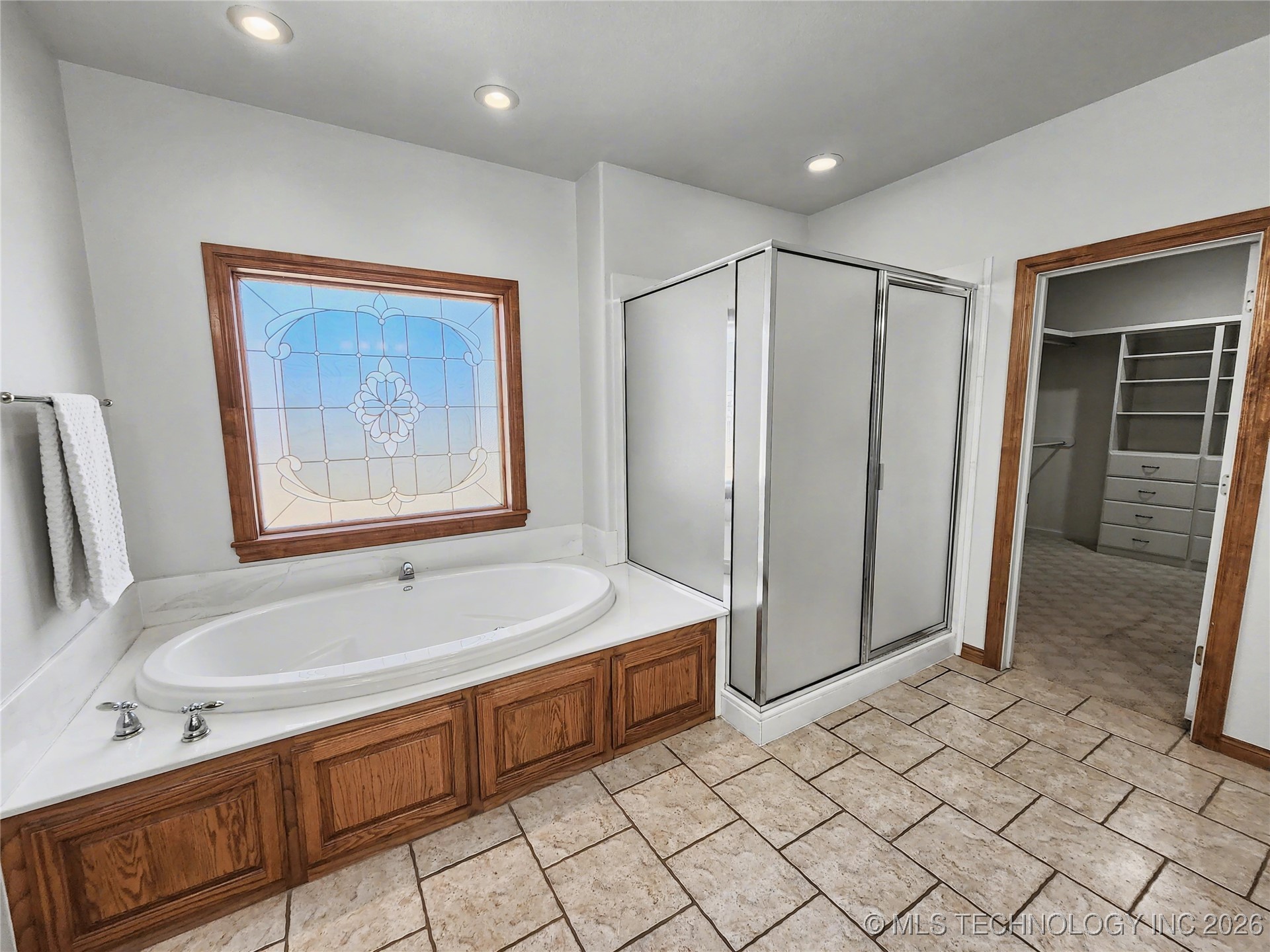 607 Sterling Hills Drive Property Photo 54