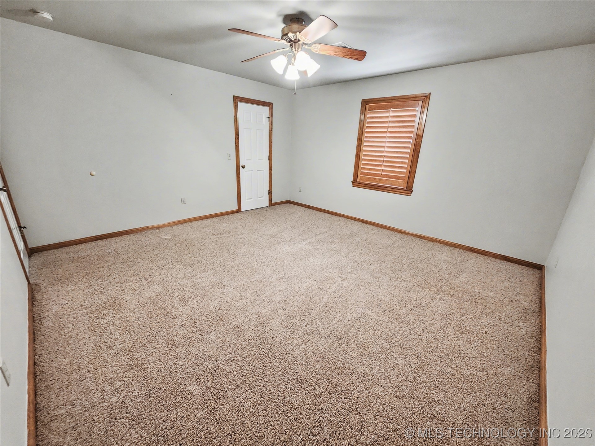 607 Sterling Hills Drive Property Photo 61