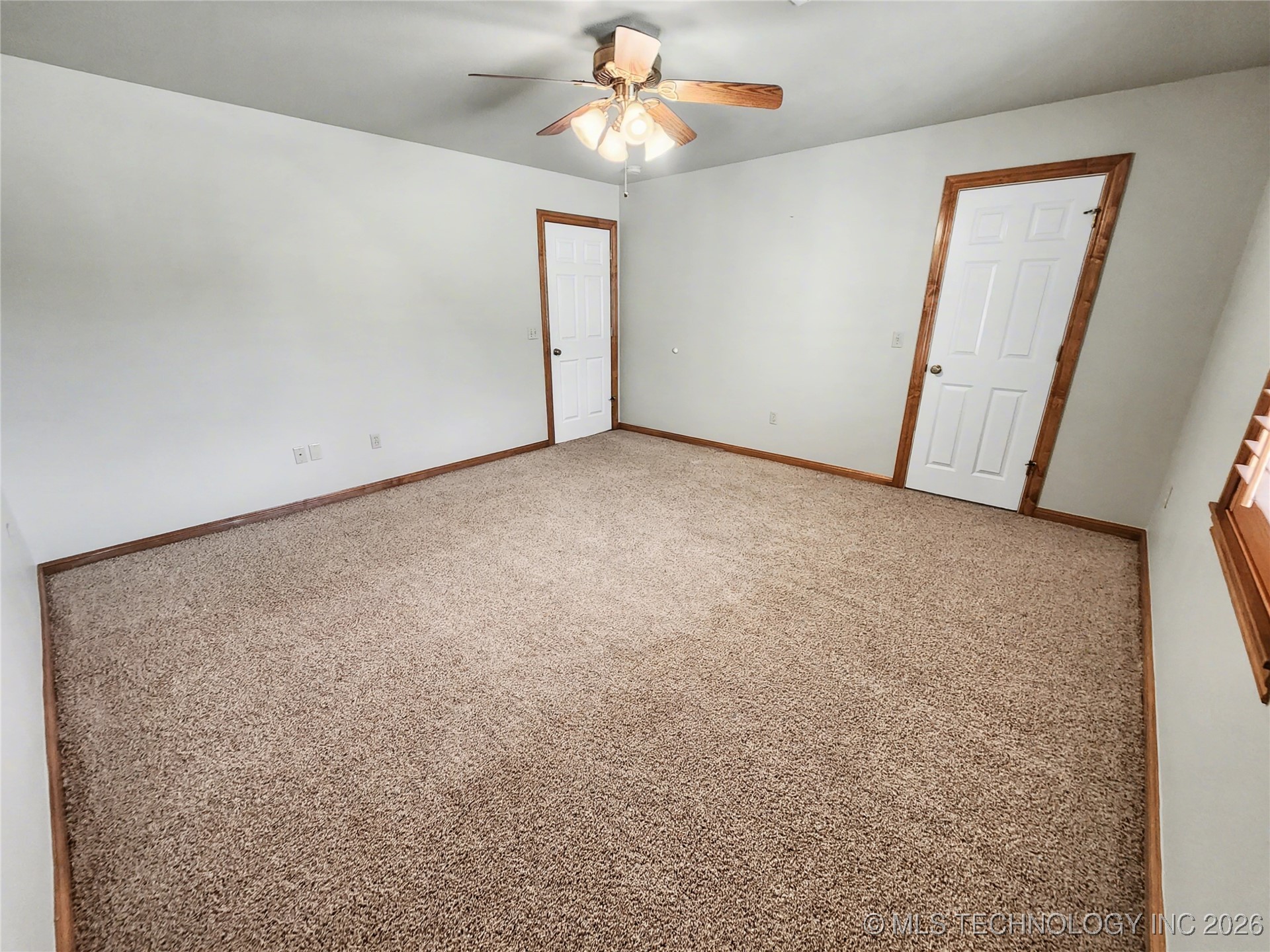 607 Sterling Hills Drive Property Photo 64