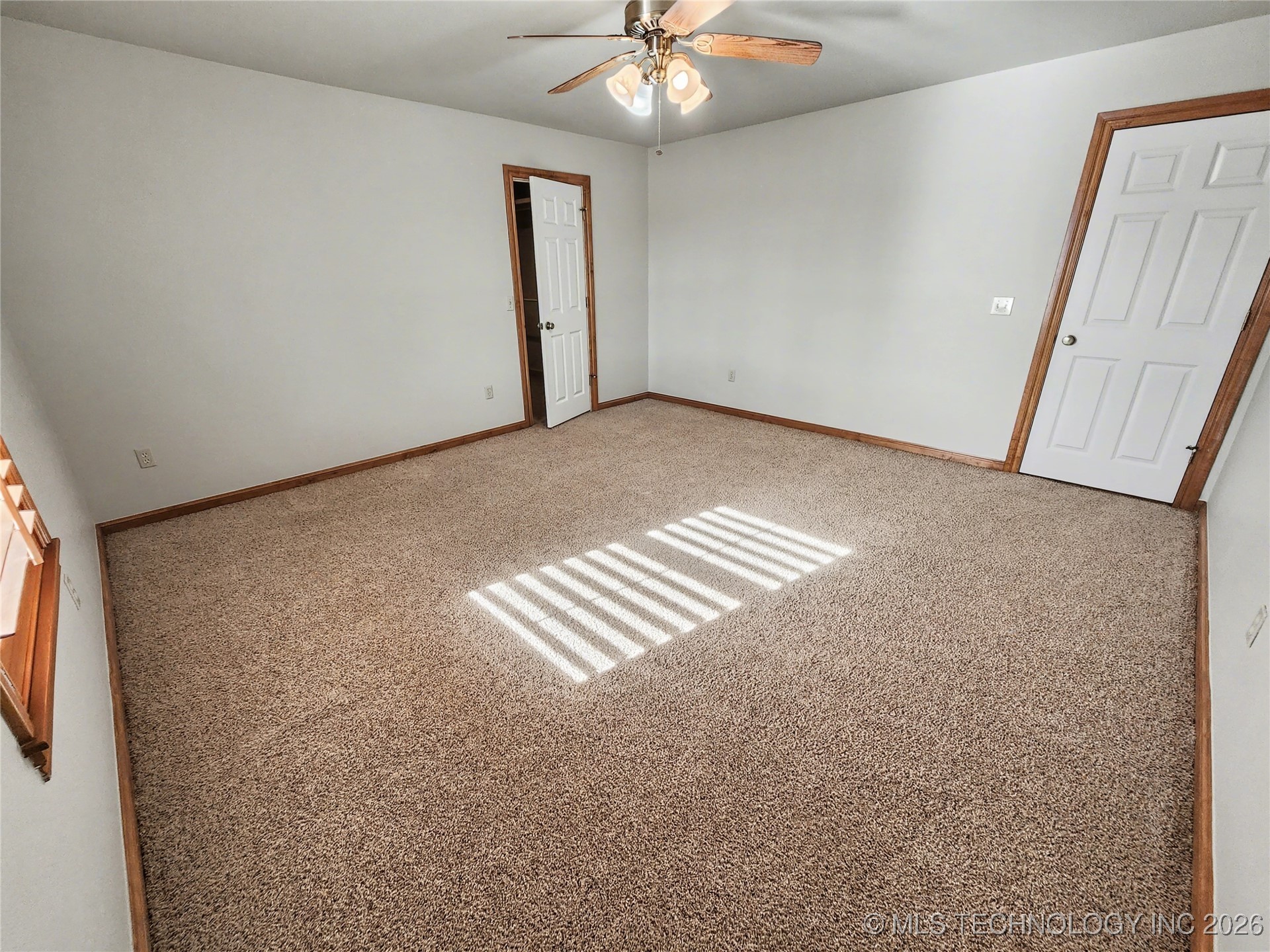 607 Sterling Hills Drive Property Photo 74