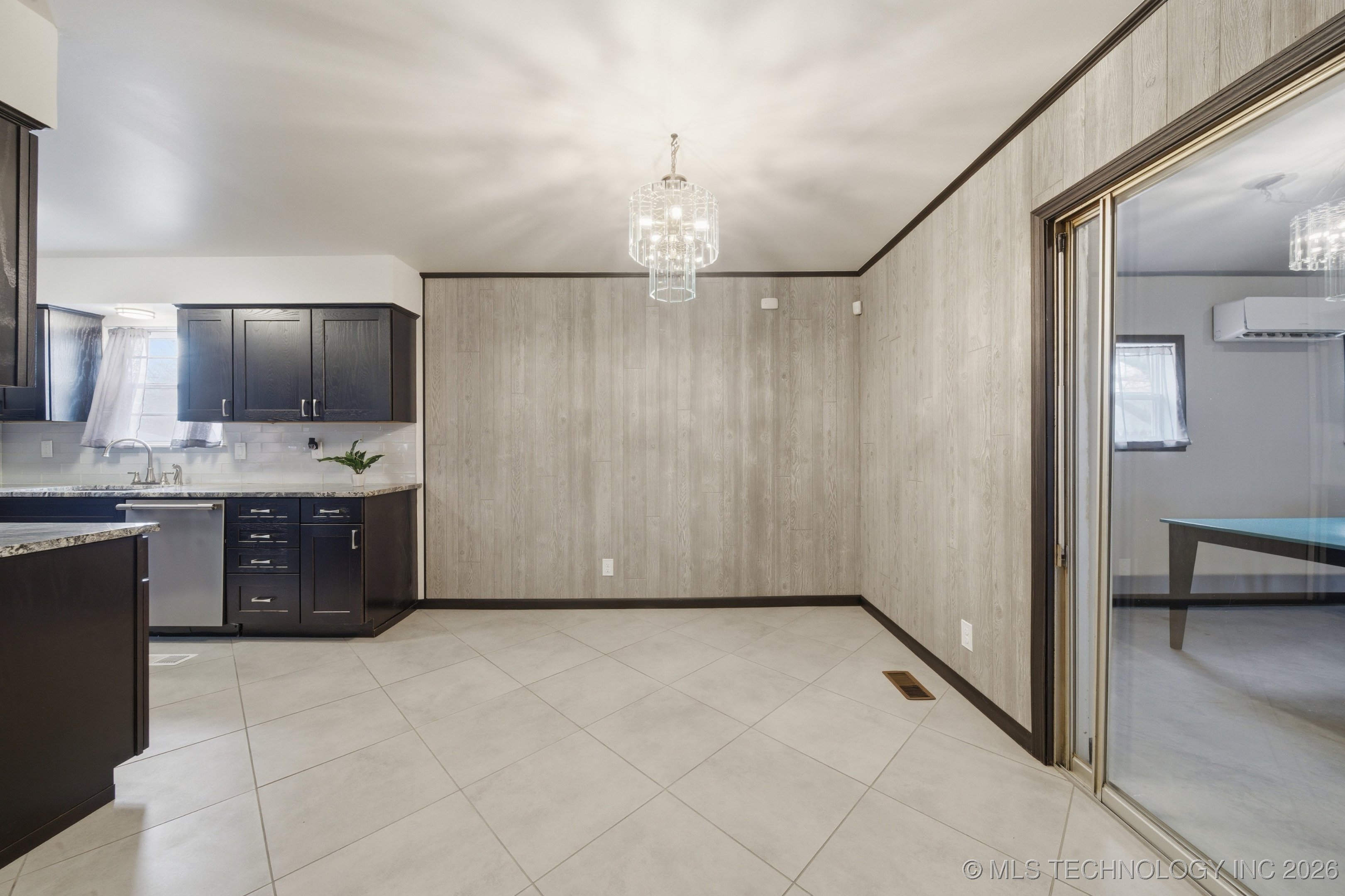 10837 E 26th Place Property Photo 8