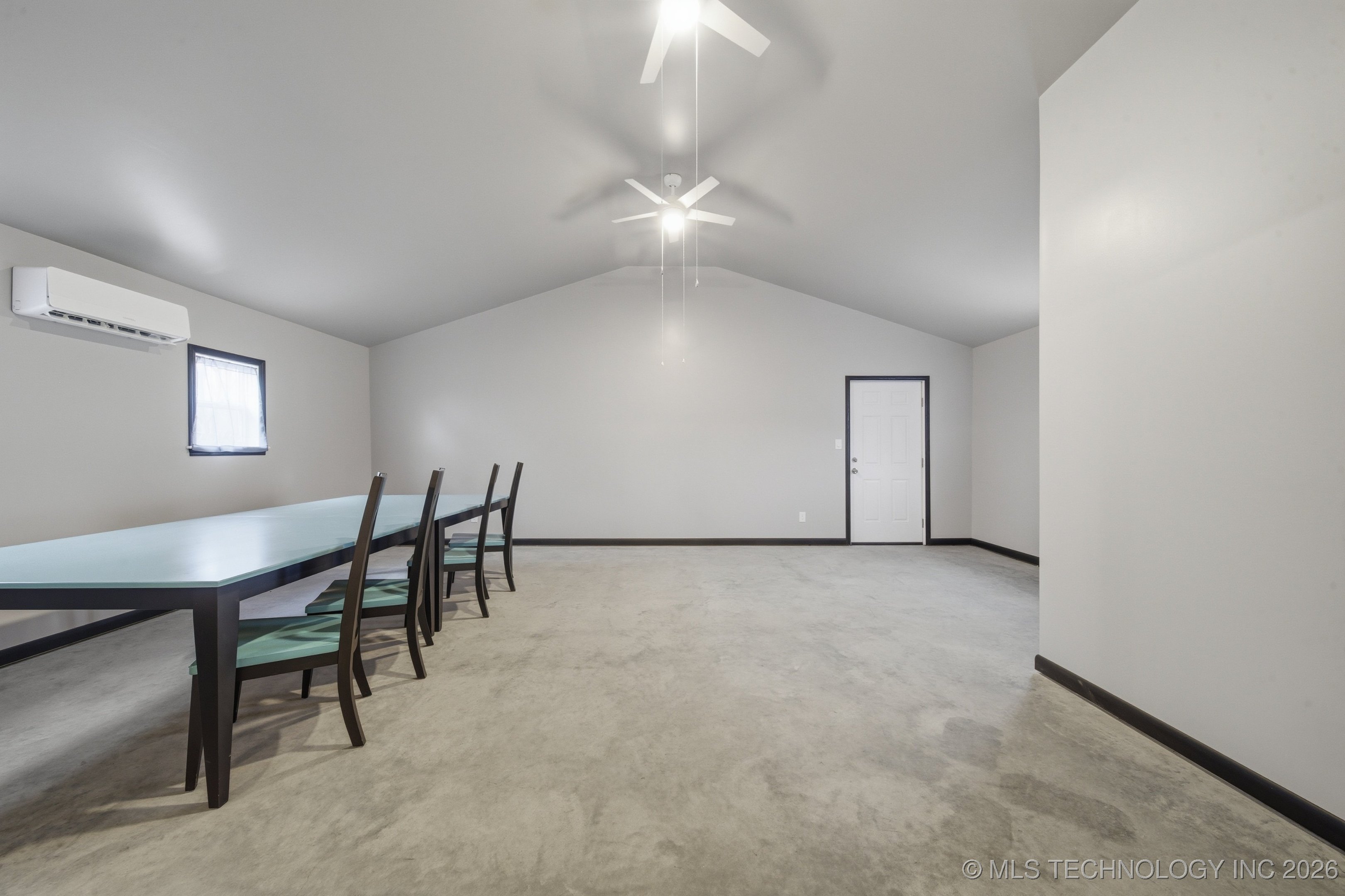 10837 E 26th Place Property Photo 13