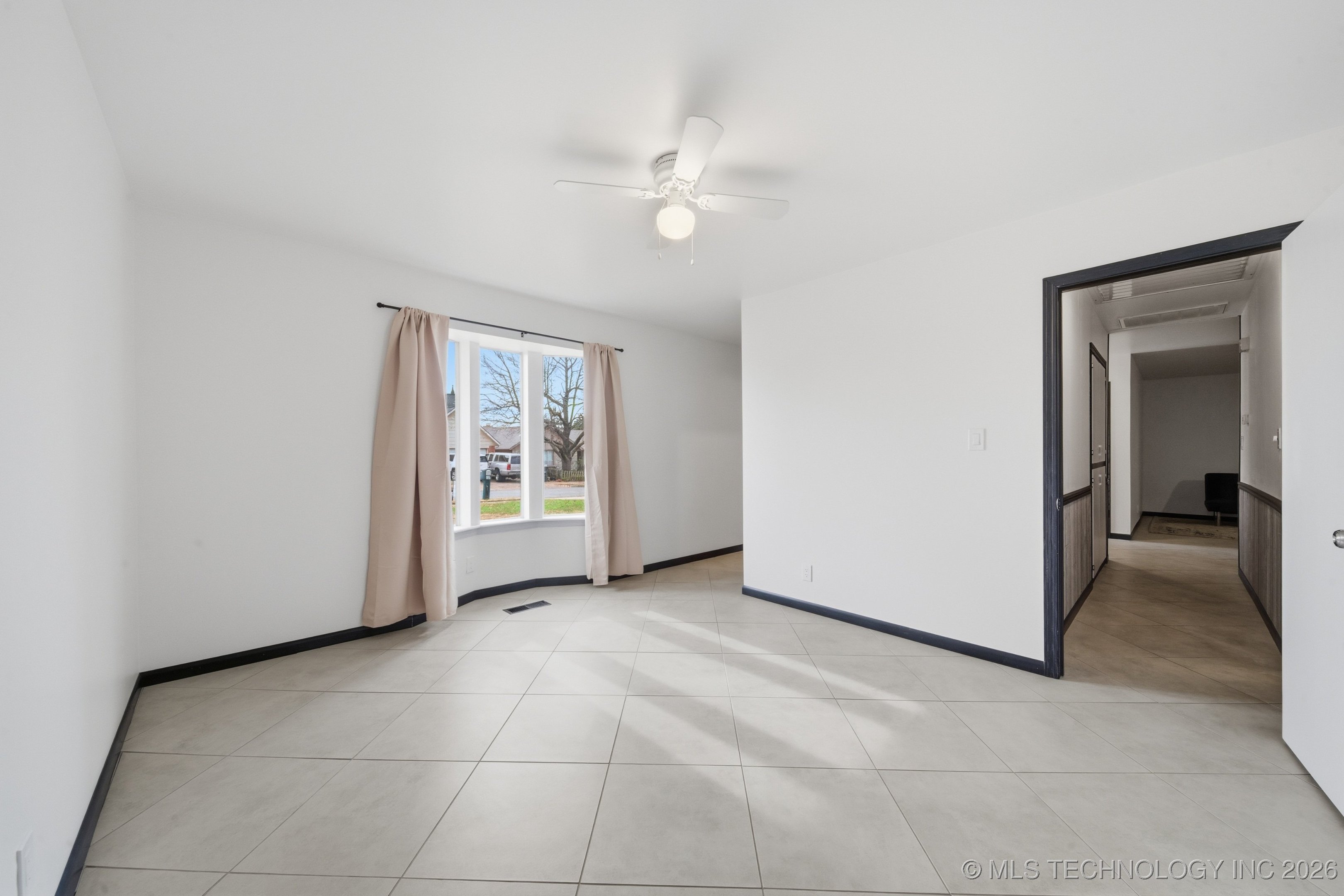 10837 E 26th Place Property Photo 17