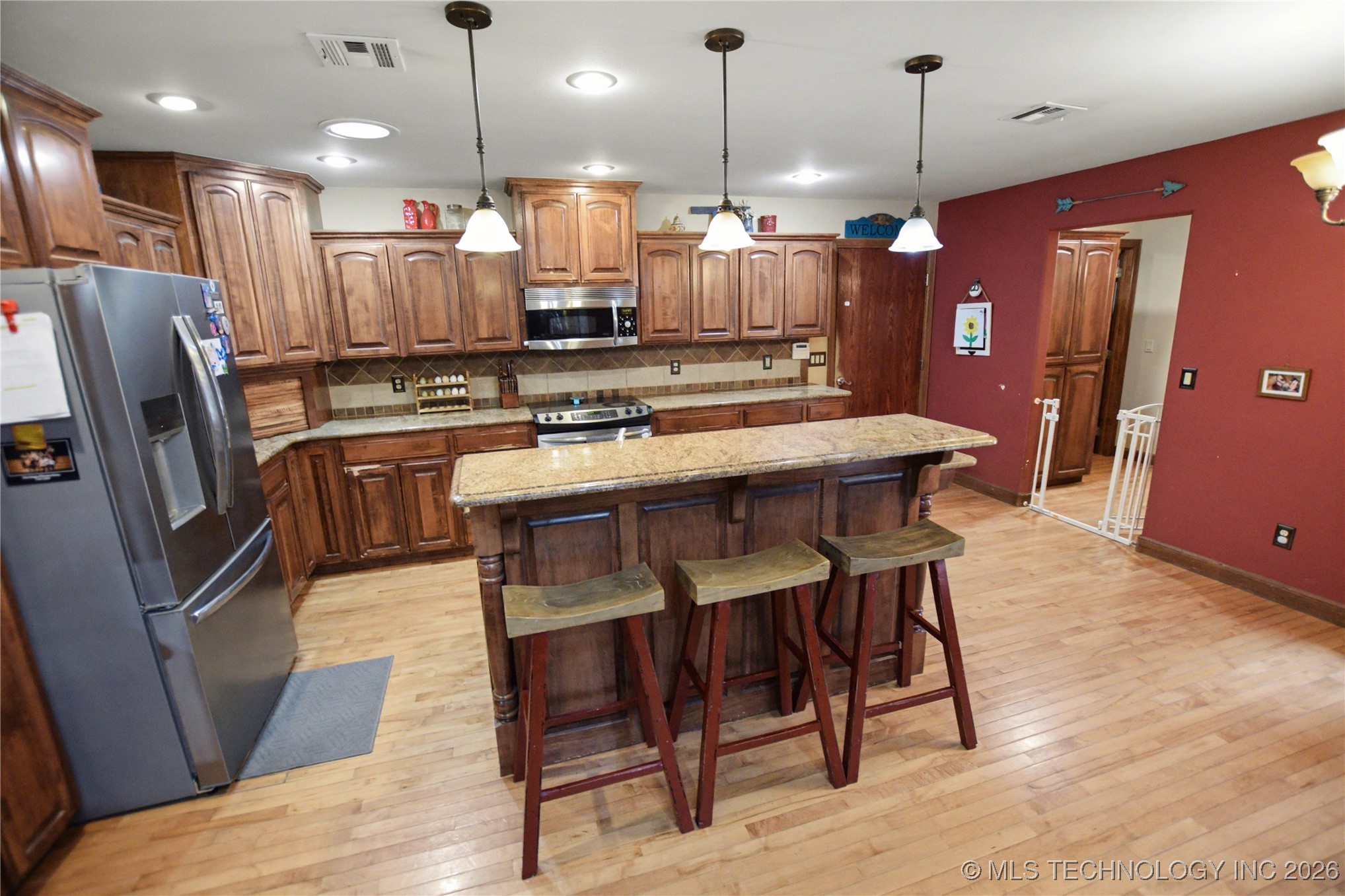 16700 N Spears Road Property Photo 8