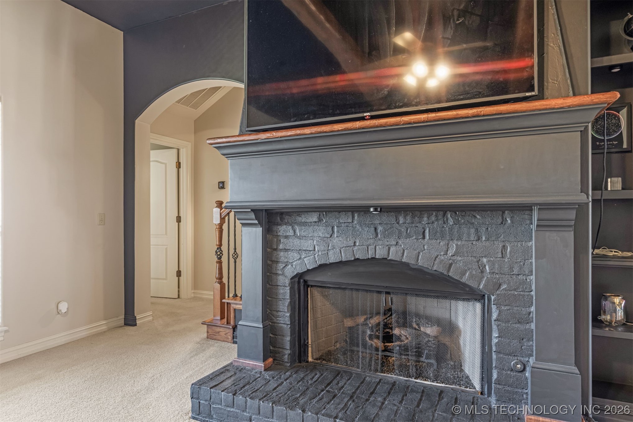 2324 S Kalanchoe Avenue Property Photo 20