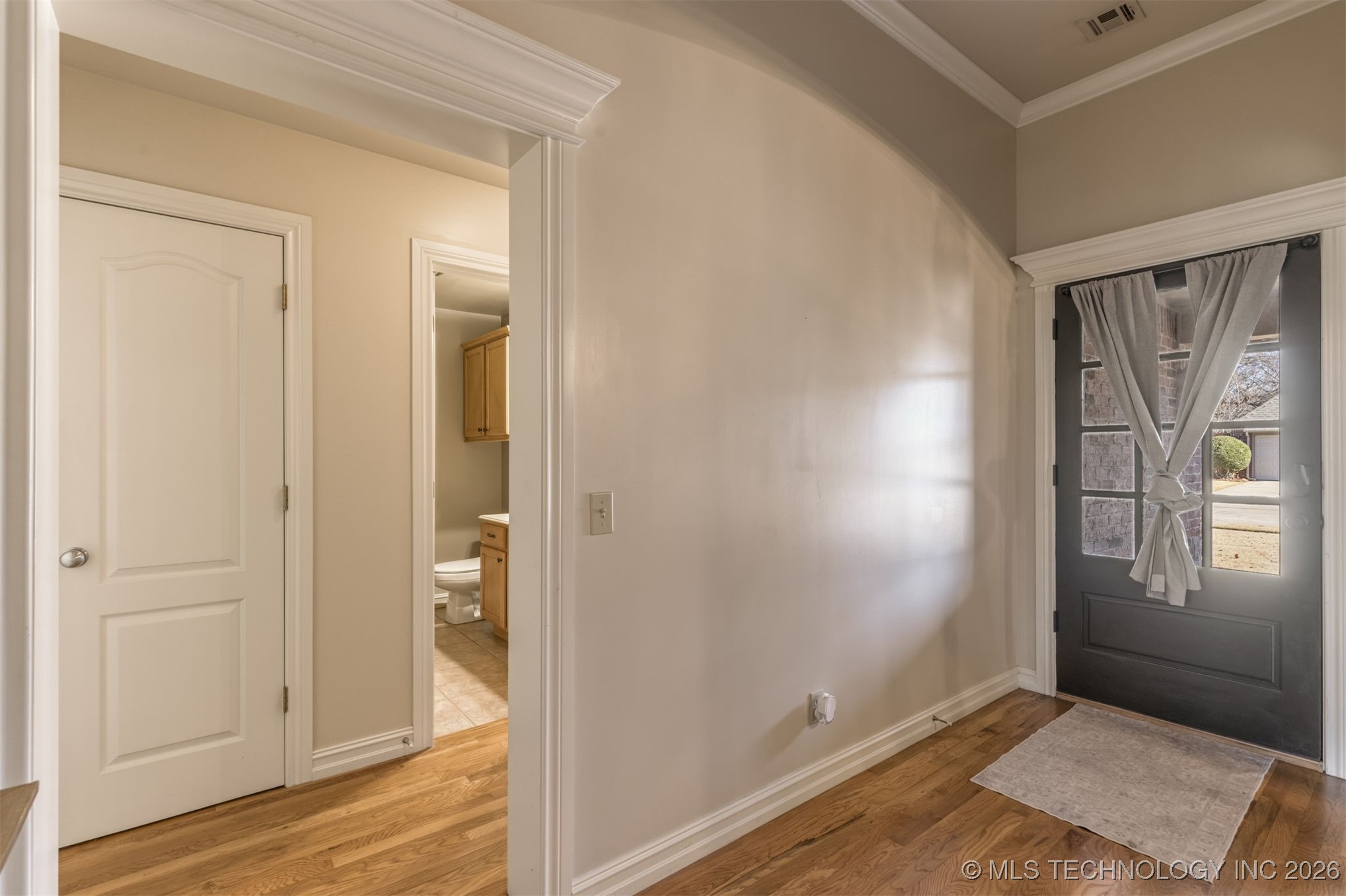 2324 S Kalanchoe Avenue Property Photo 29