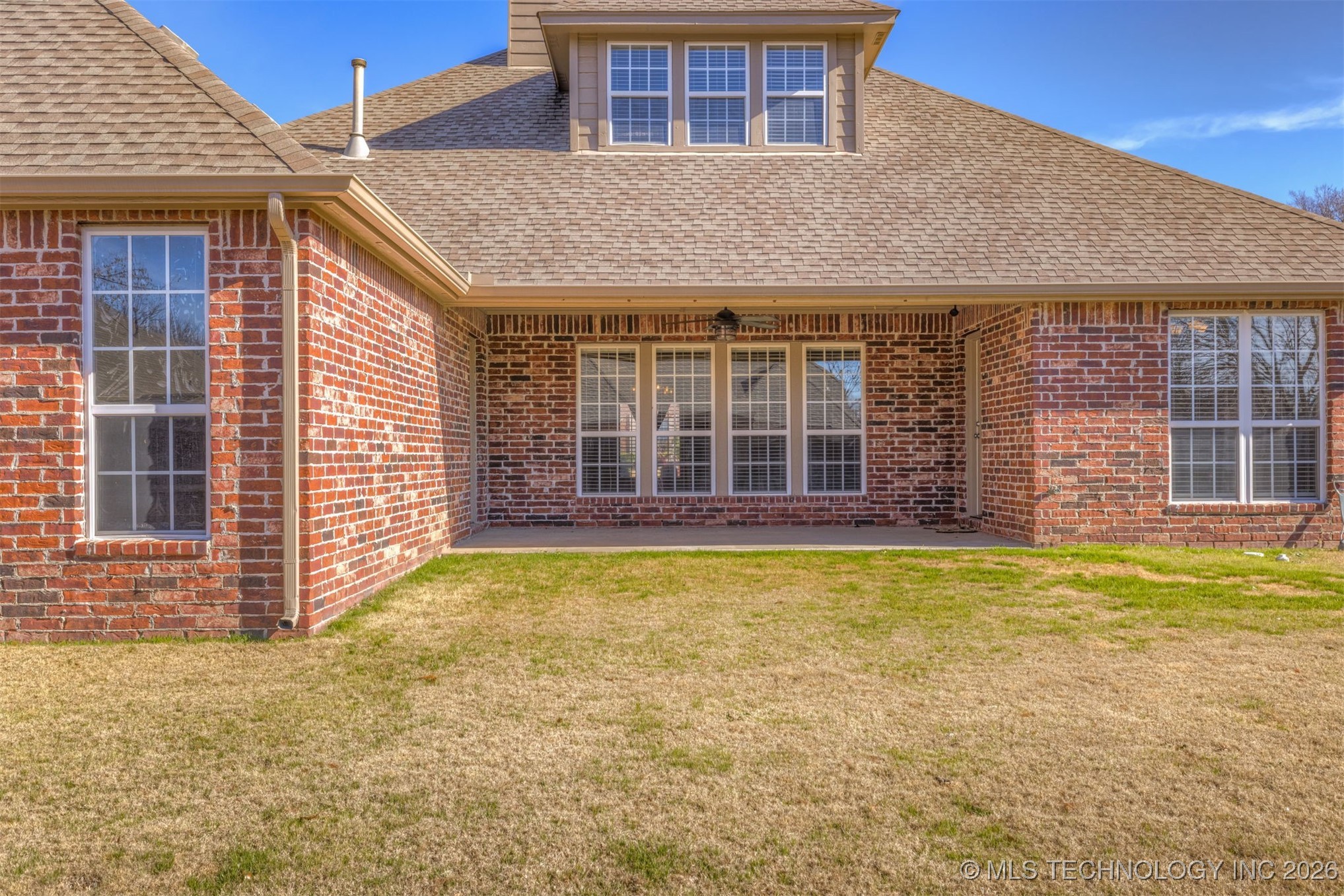 2324 S Kalanchoe Avenue Property Photo 50