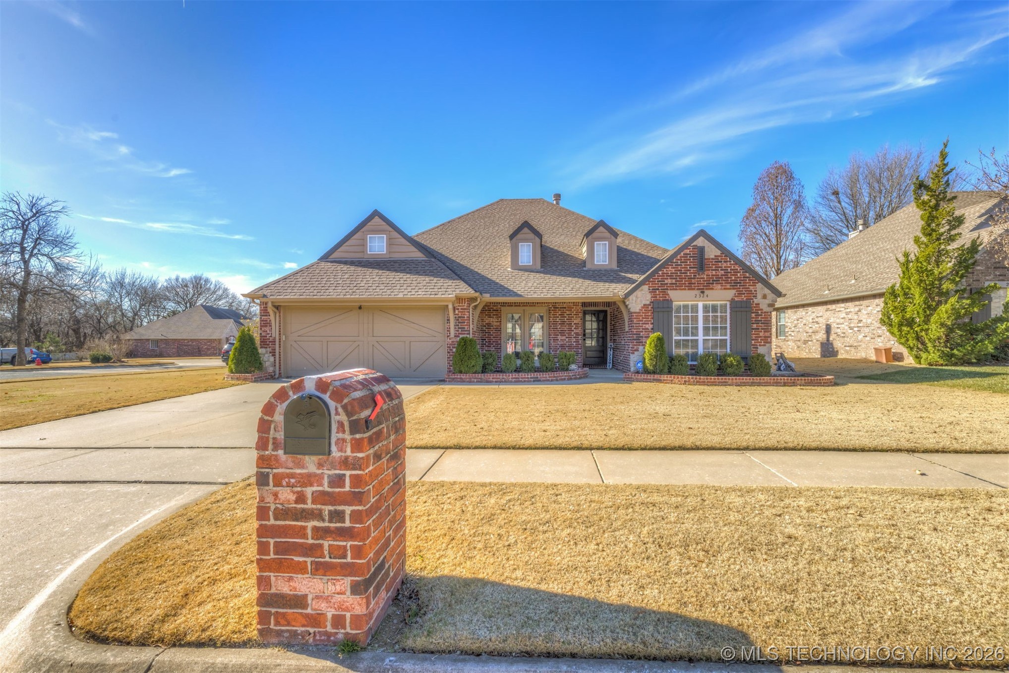 2324 S Kalanchoe Avenue Property Photo 54