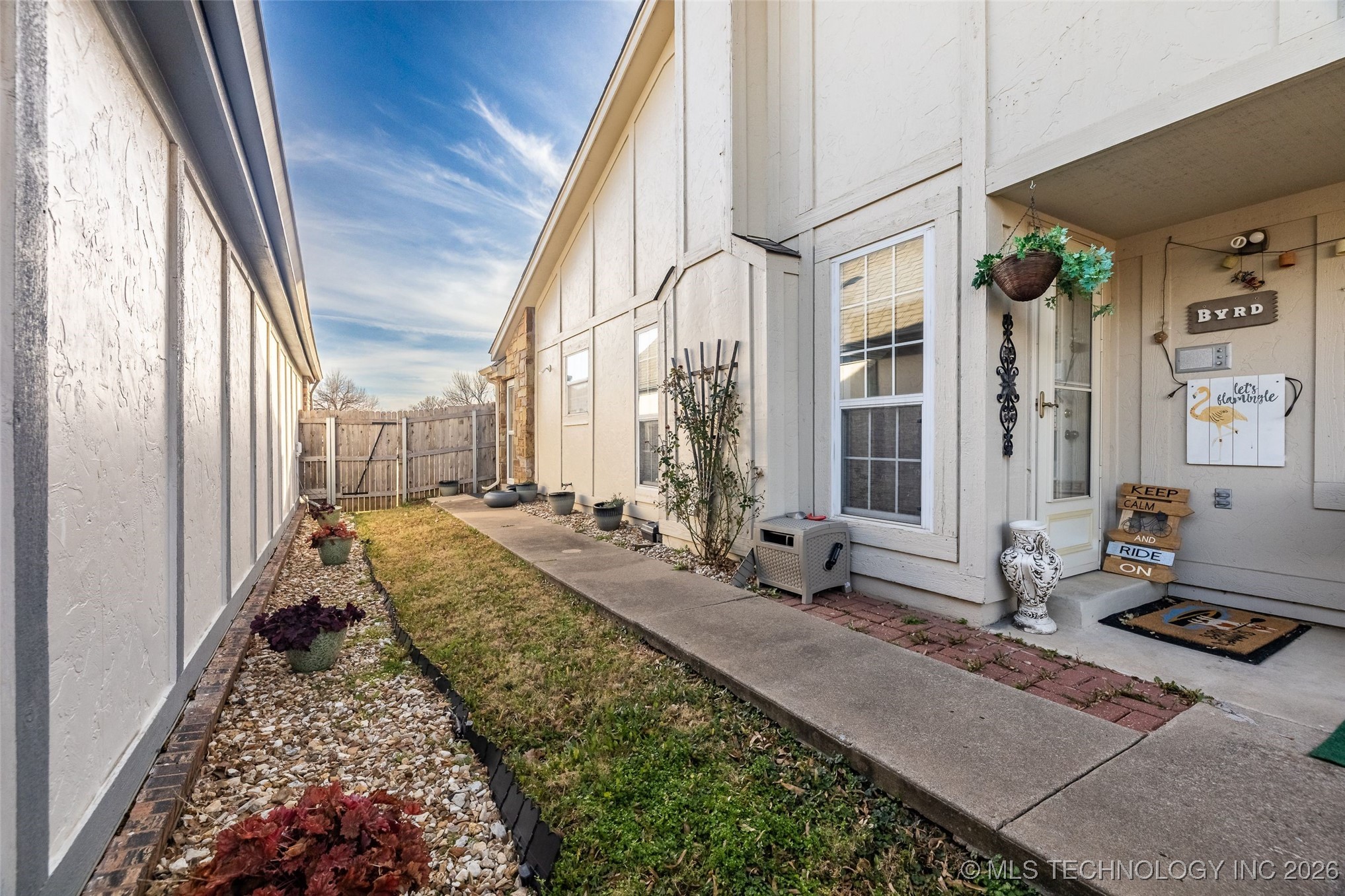 9017 E 63rd Street Property Photo 46