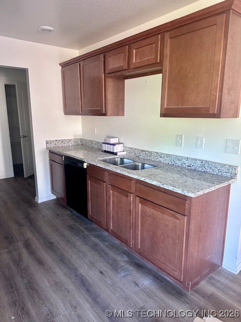 702 S 2nd Avenue Property Photo 5