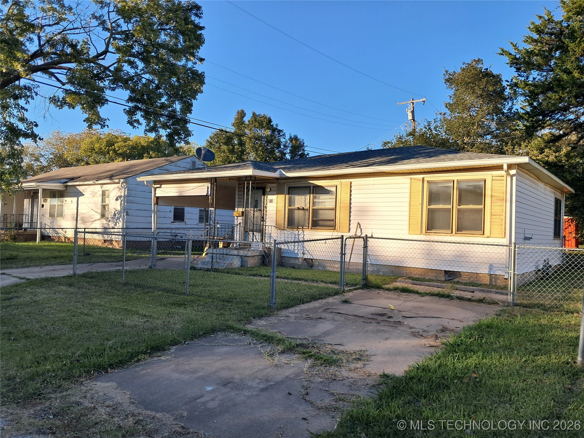 215 9th Se Property Photo 1