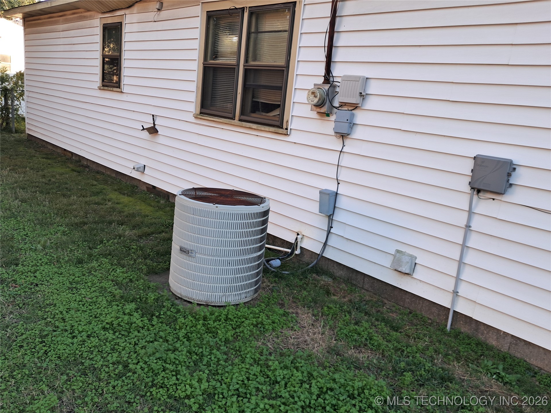 215 9th Se Property Photo 2