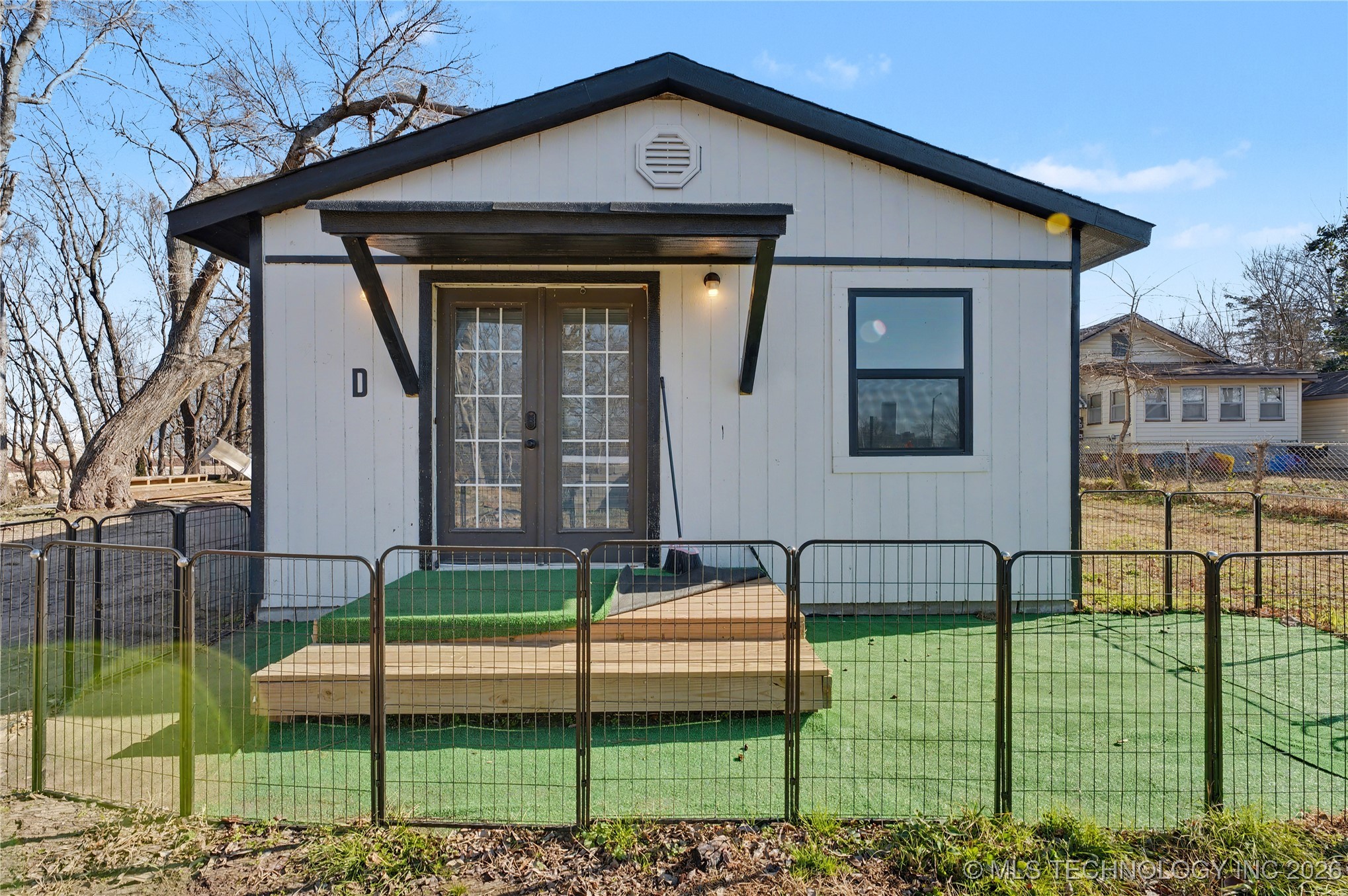 732 N Victor Avenue Property Photo 25