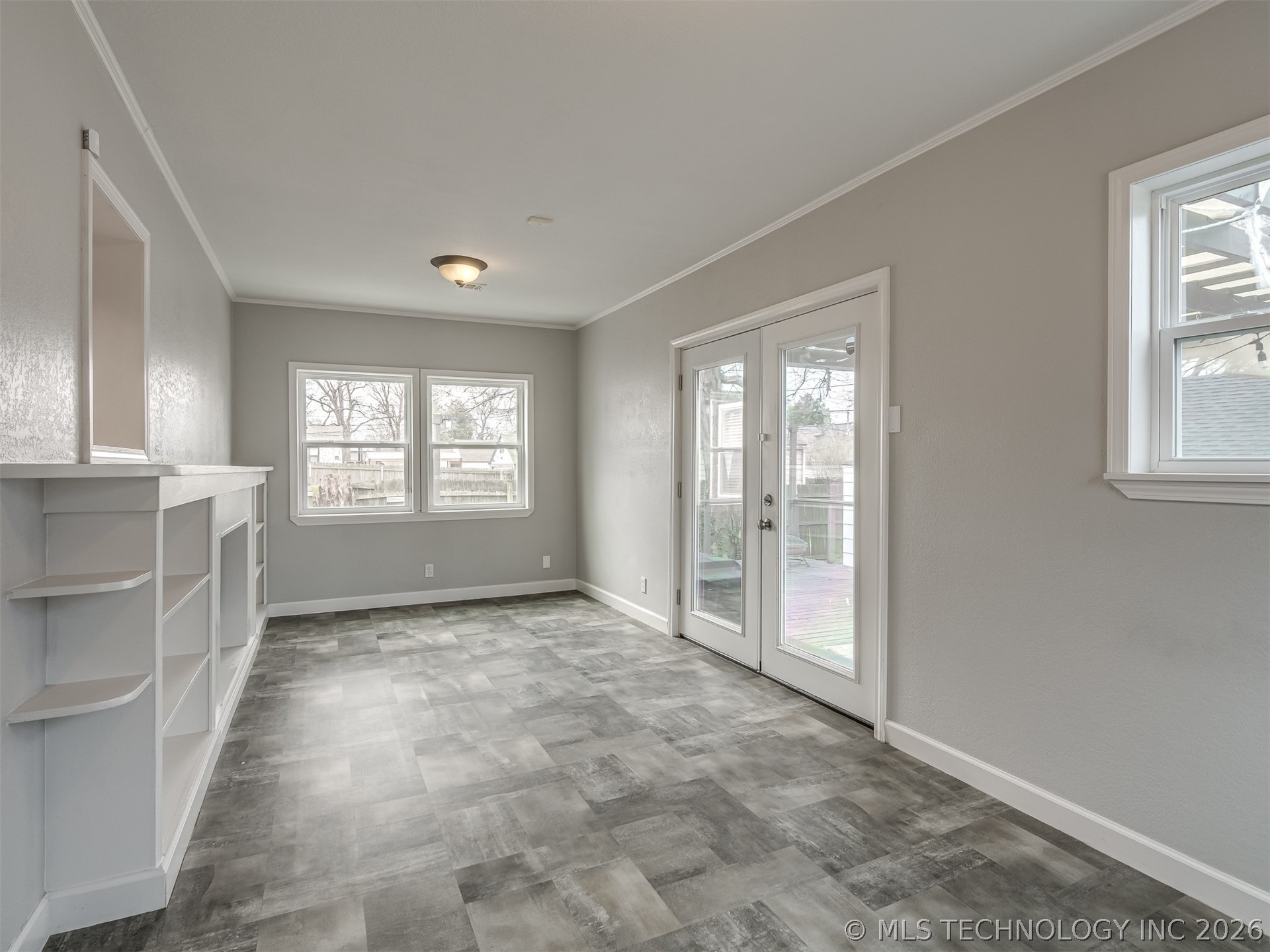1204 S Columbia Avenue Property Photo 19
