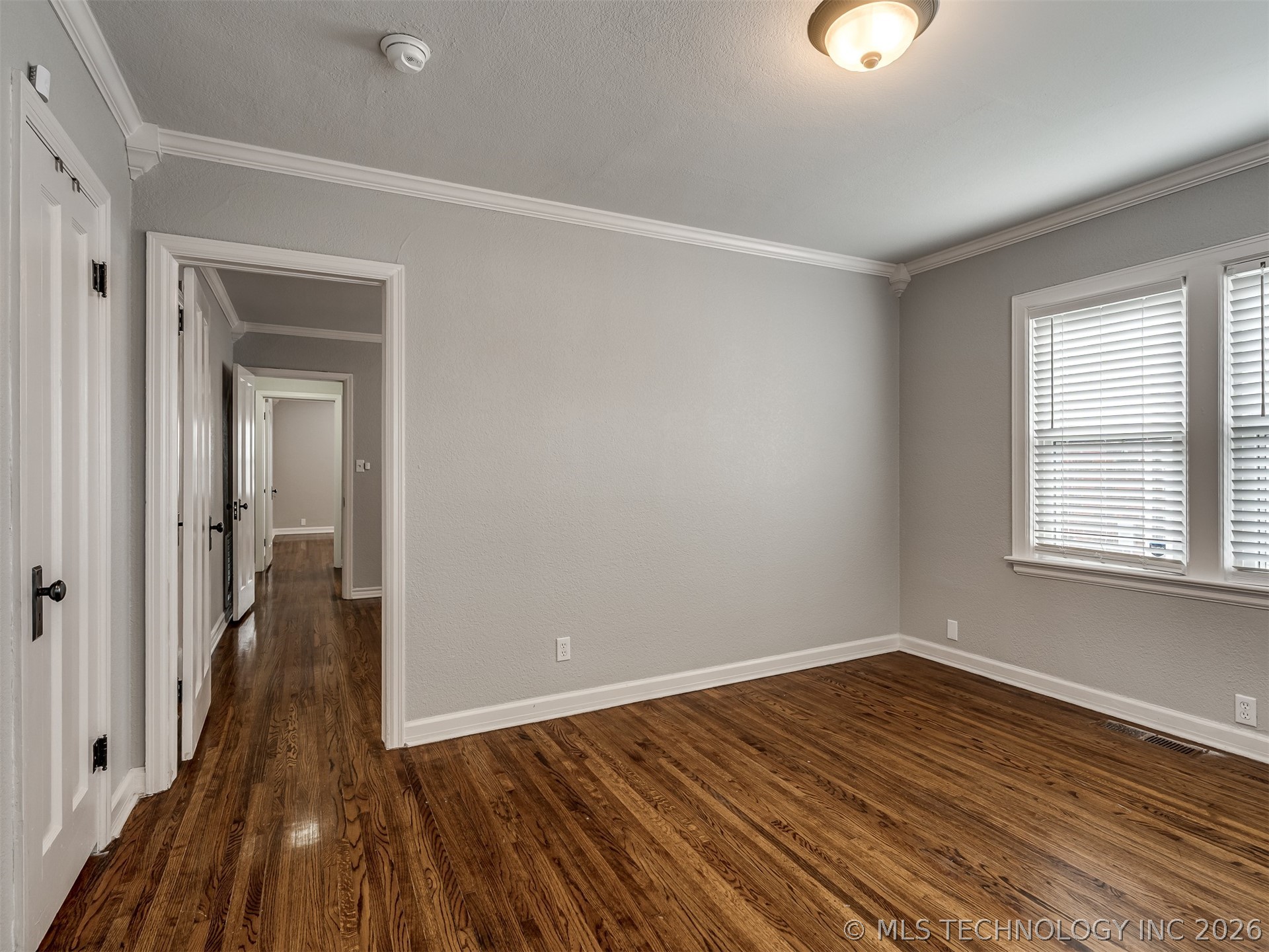 1204 S Columbia Avenue Property Photo 24