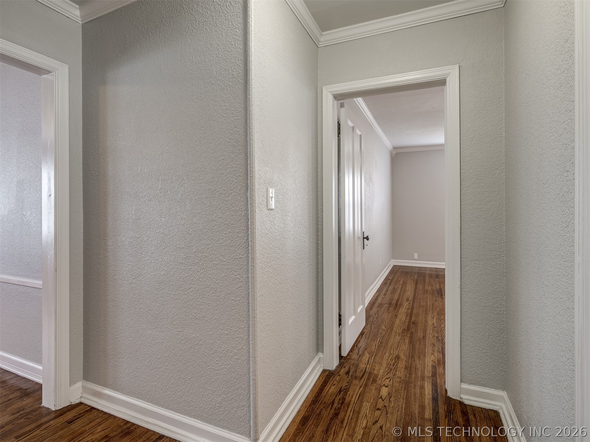 1204 S Columbia Avenue Property Photo 30