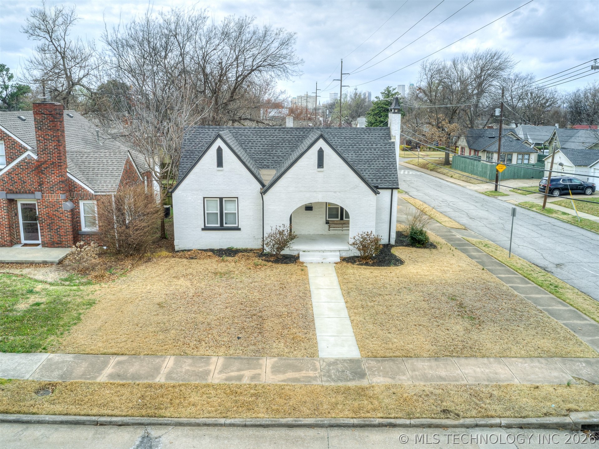 1204 S Columbia Avenue Property Photo 45