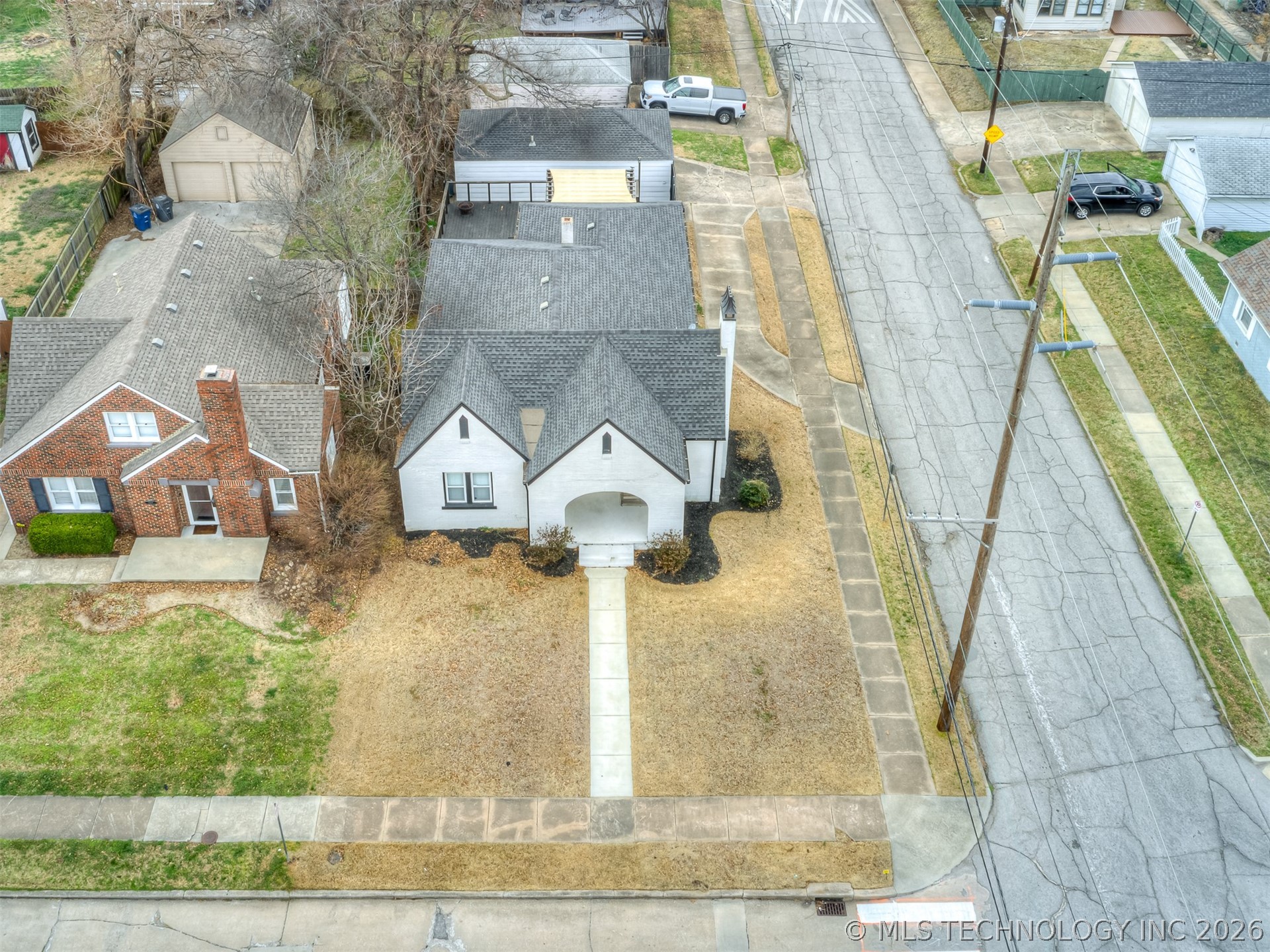 1204 S Columbia Avenue Property Photo 47