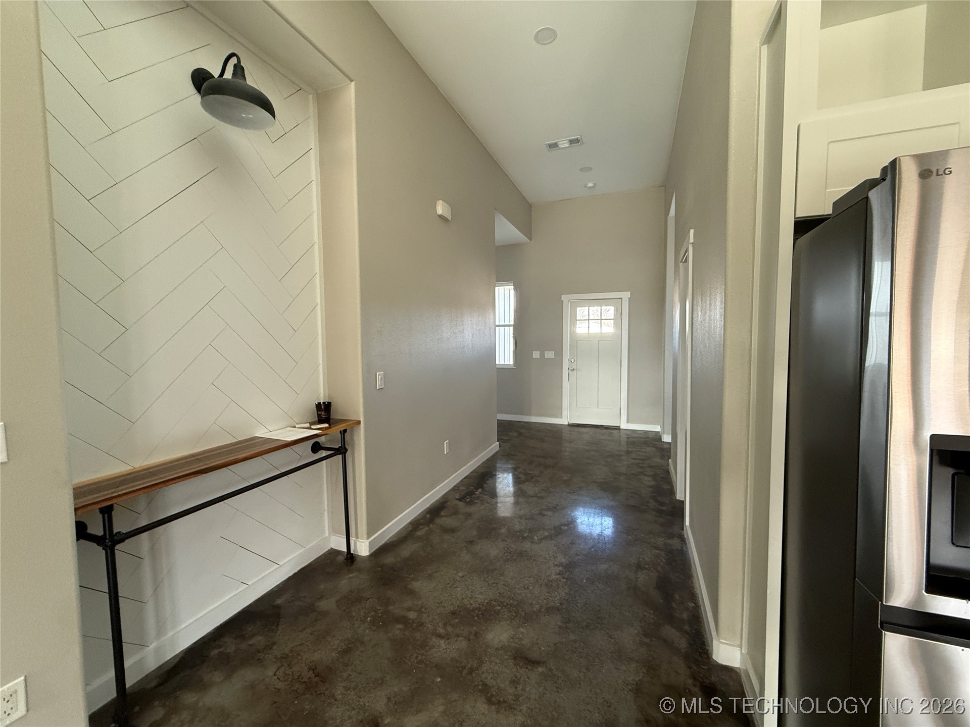 816 W Brewer Property Photo 20