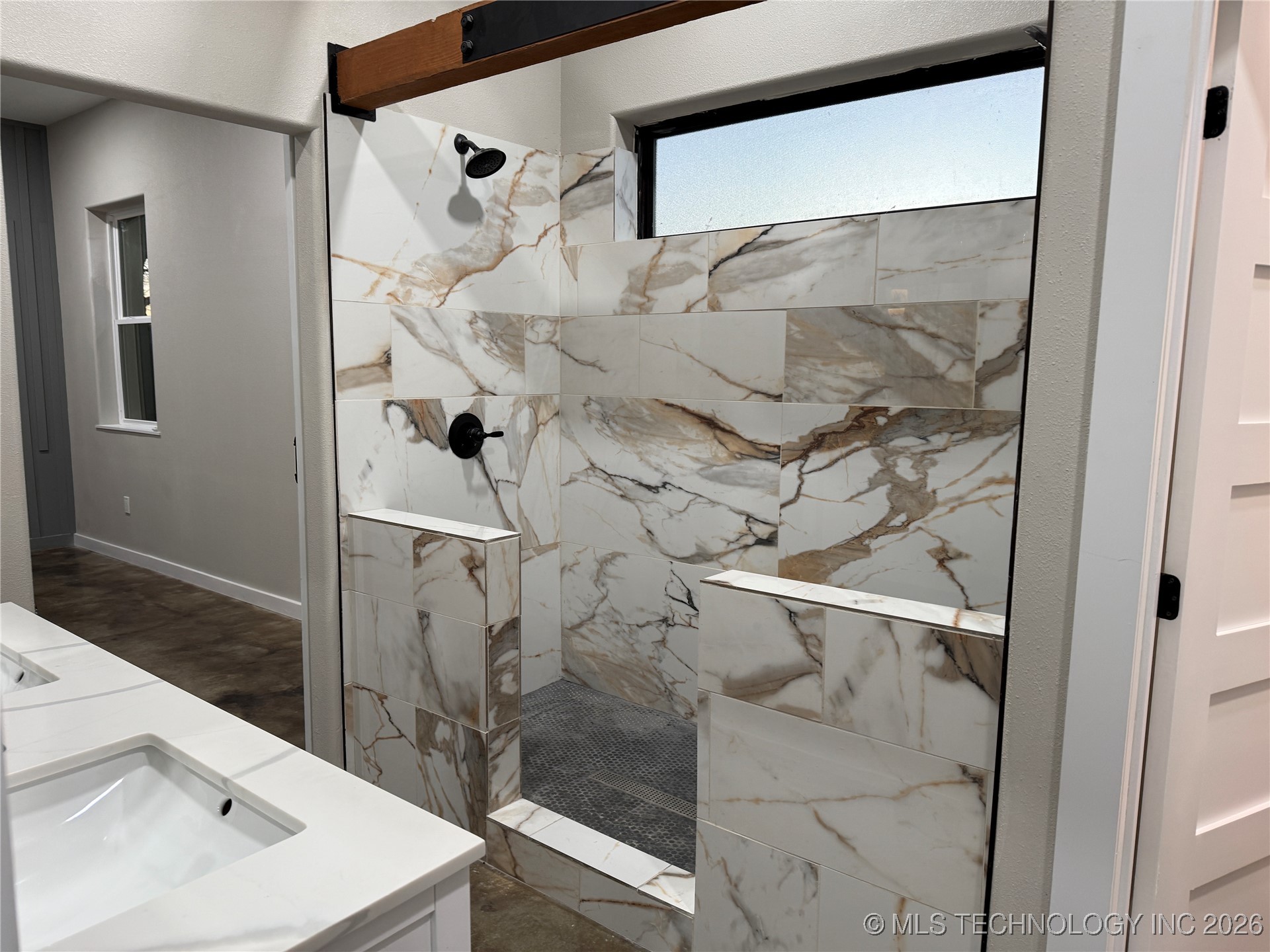 816 W Brewer Property Photo 49