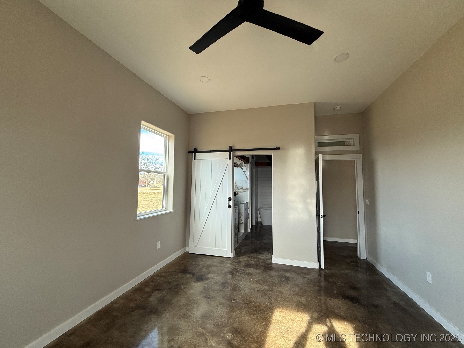 816 W Brewer Property Photo 54