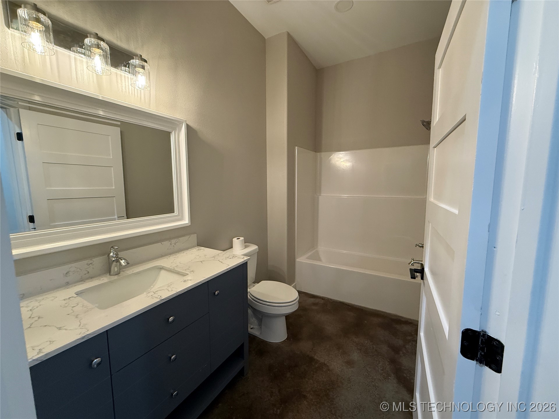 816 W Brewer Property Photo 95