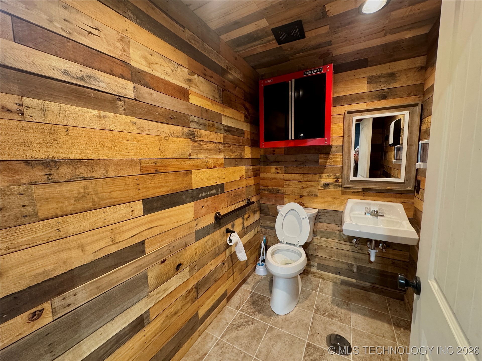 24 Moore Sw Property Photo 9