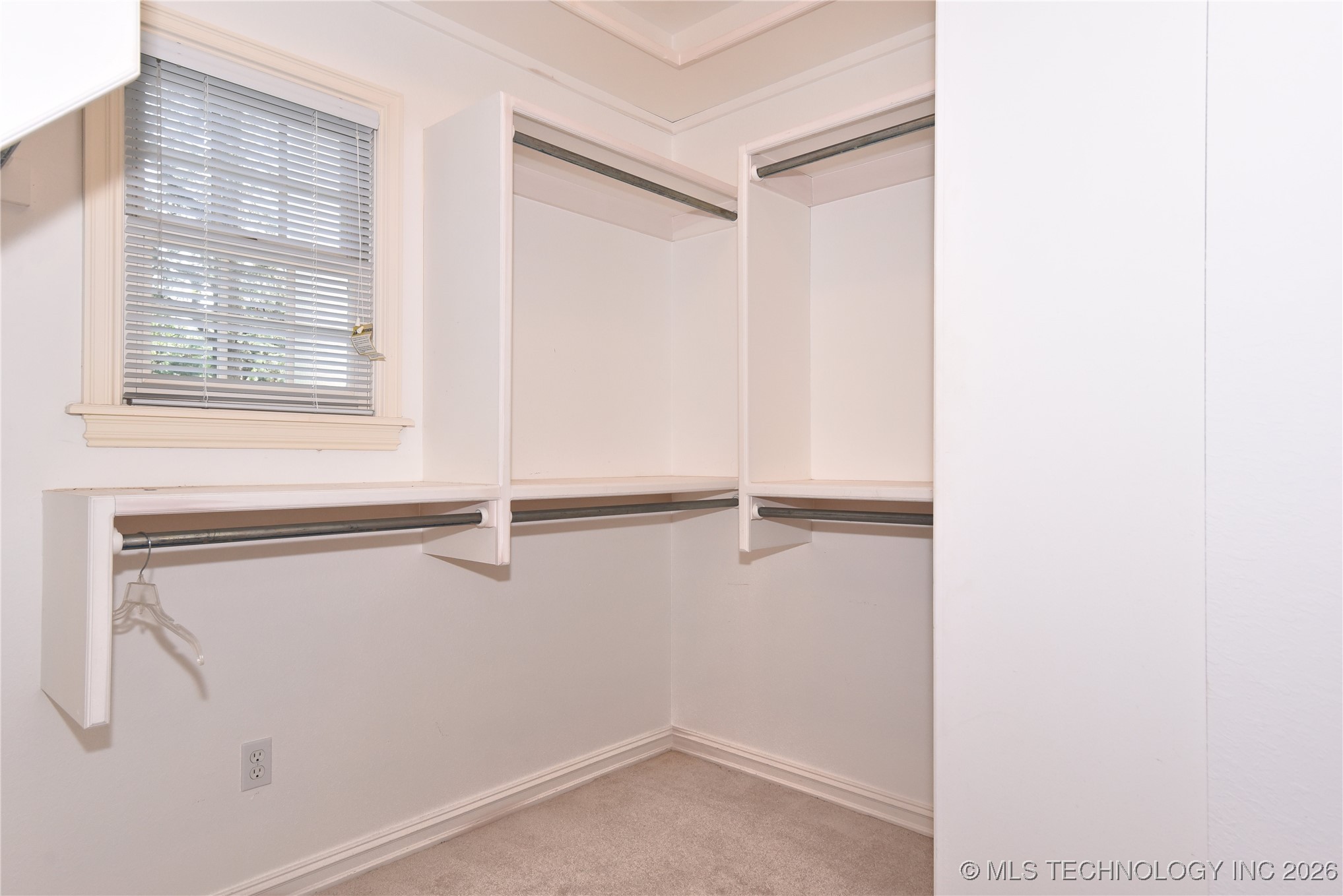 13706 S 18th Street Property Photo 6