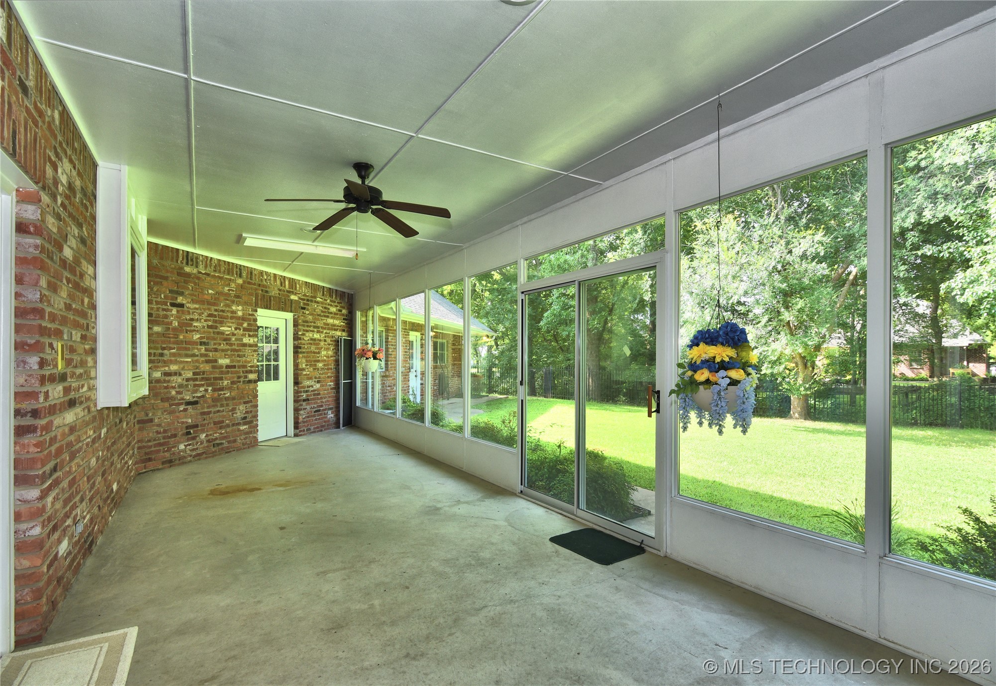 13706 S 18th Street Property Photo 21