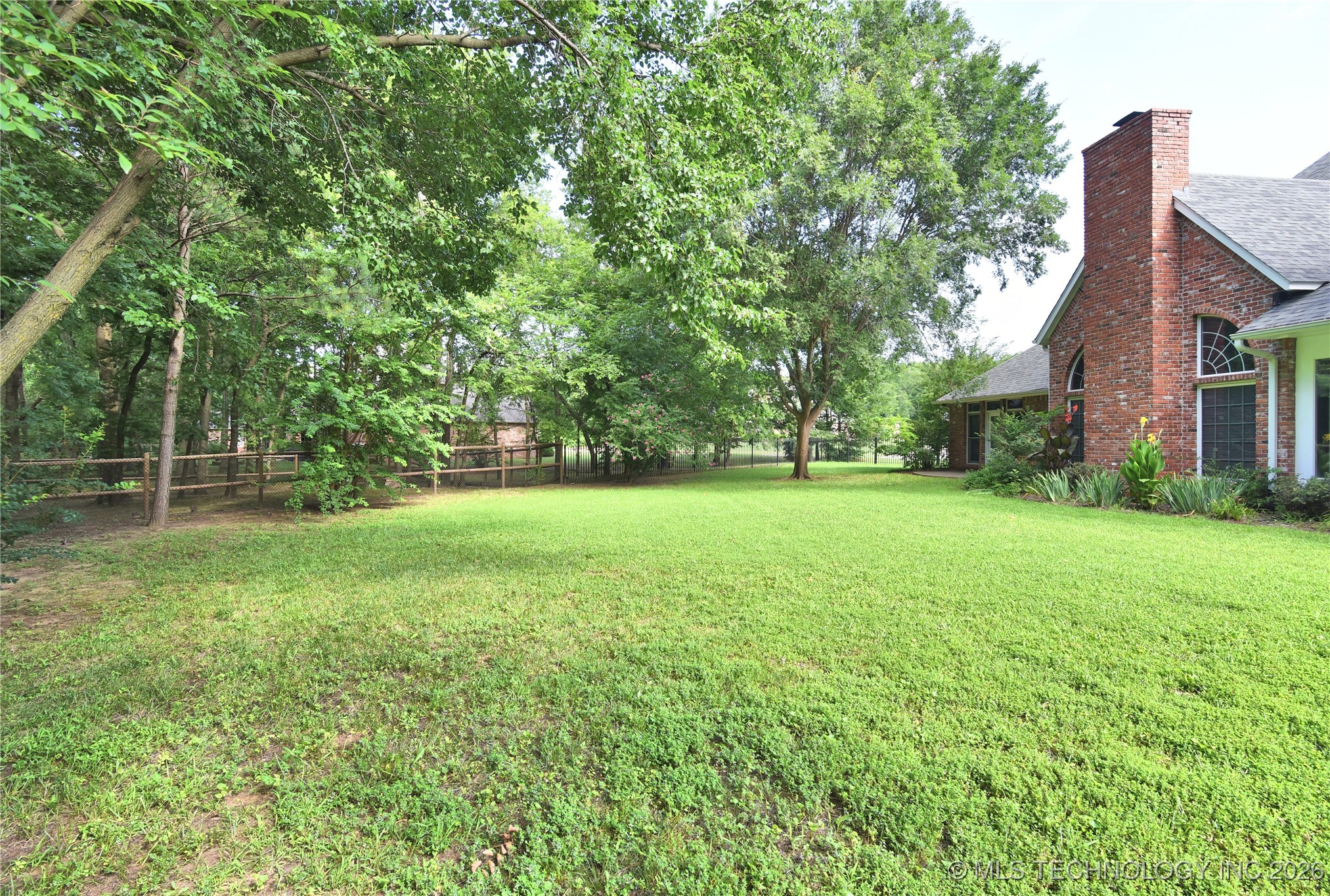 13706 S 18th Street Property Photo 25