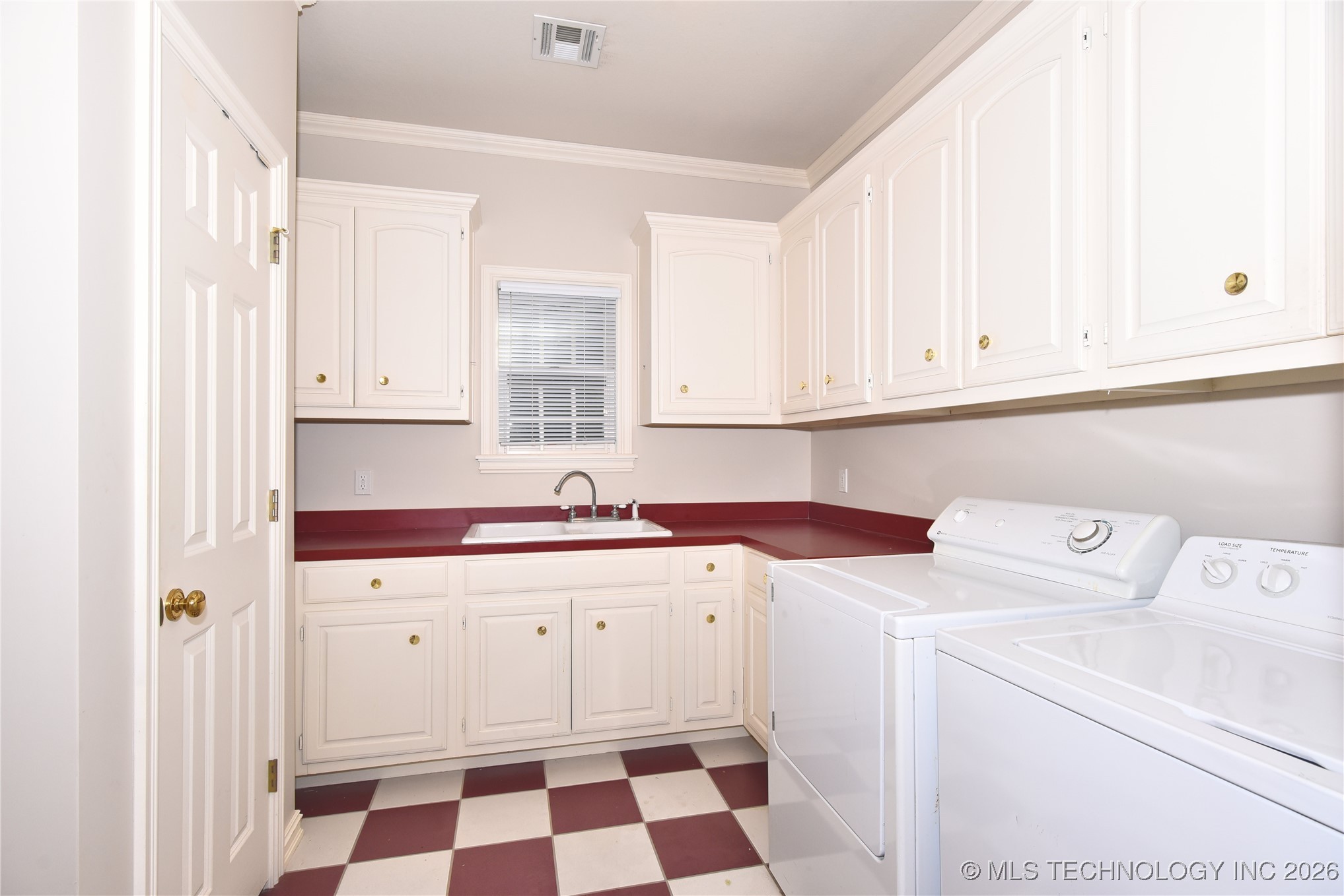 13706 S 18th Street Property Photo 29