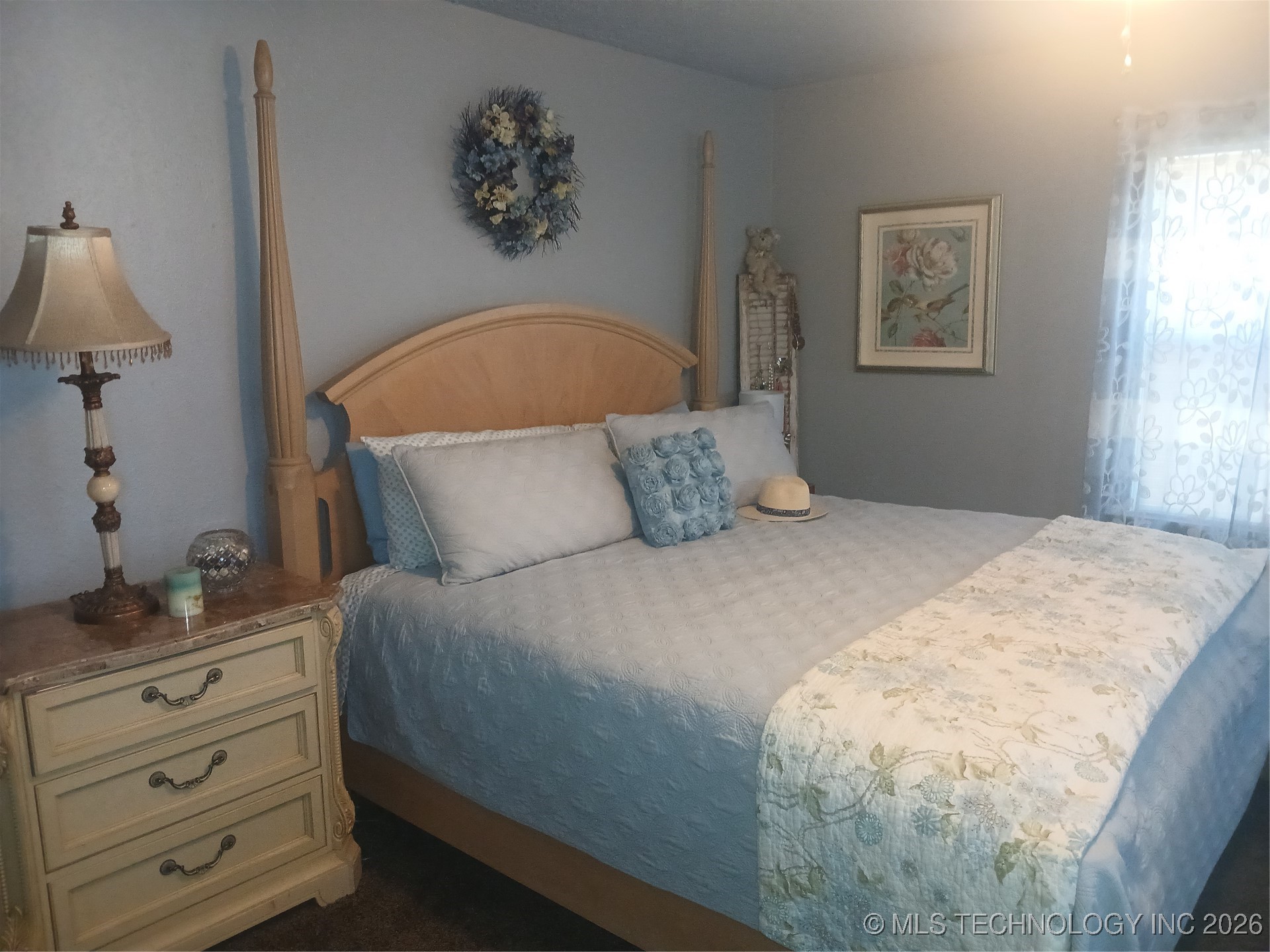 906 1st Street Property Photo 11