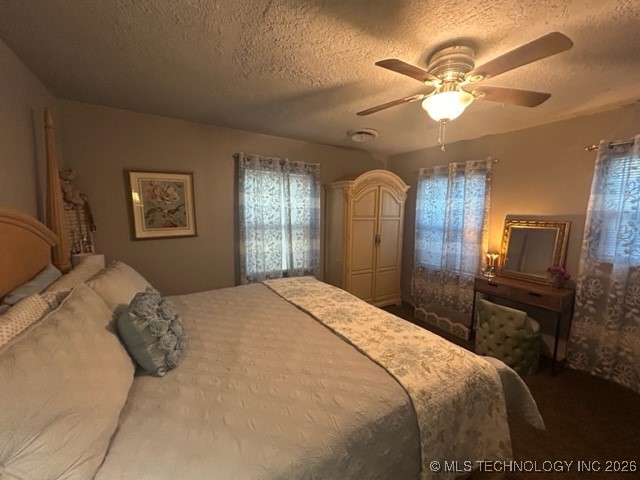 906 1st Street Property Photo 12