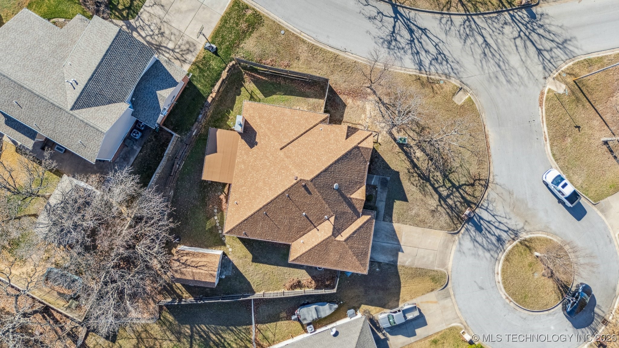 6607 Silver Oak Terrace W Property Photo 26