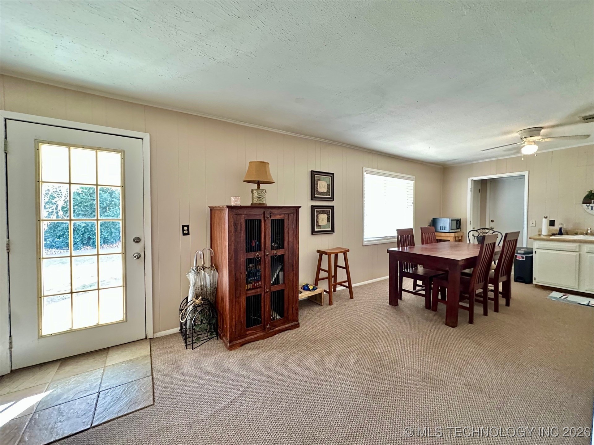 12158 Landing Drive Property Photo 7