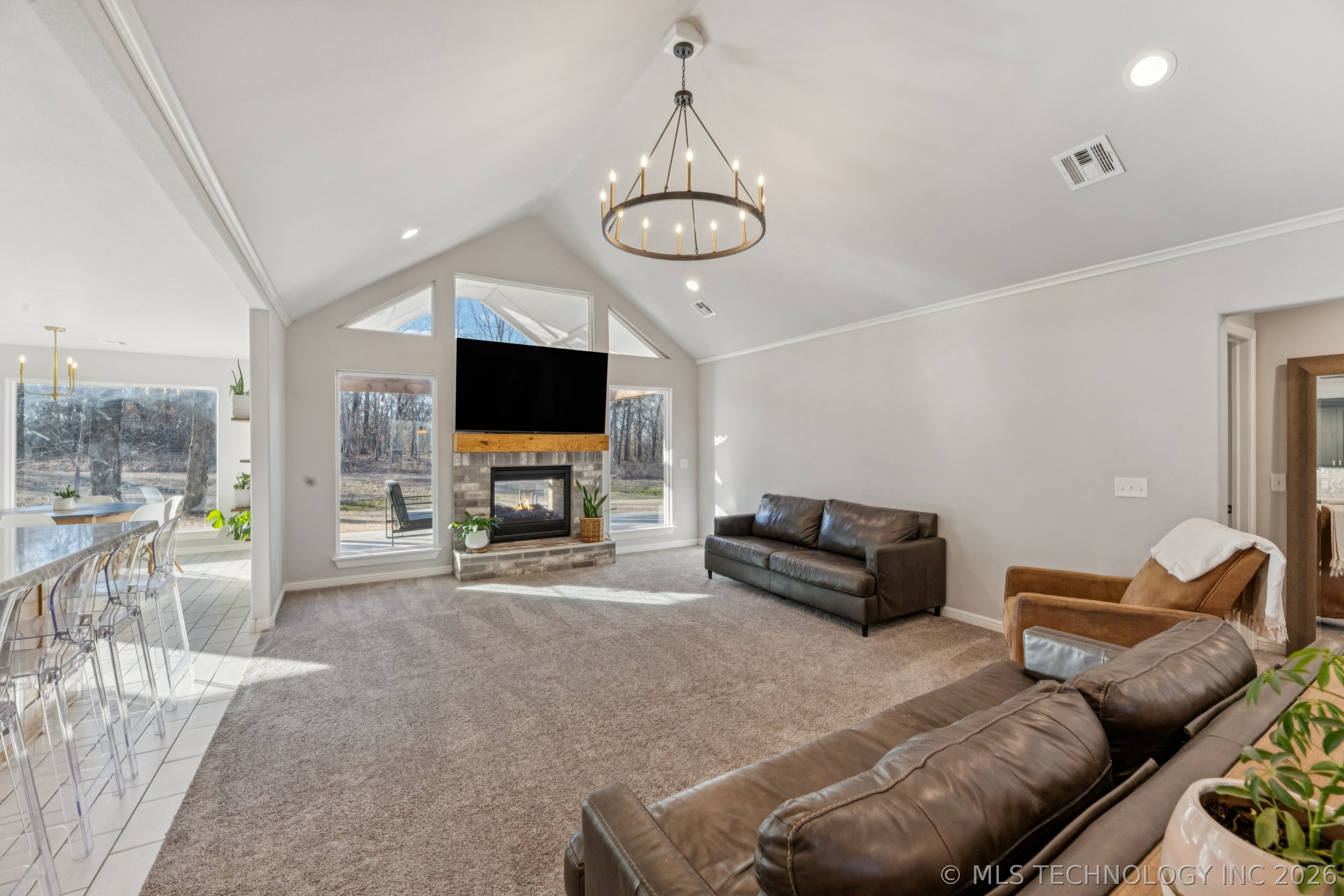 10556 Cross Oaks Drive Property Photo 10