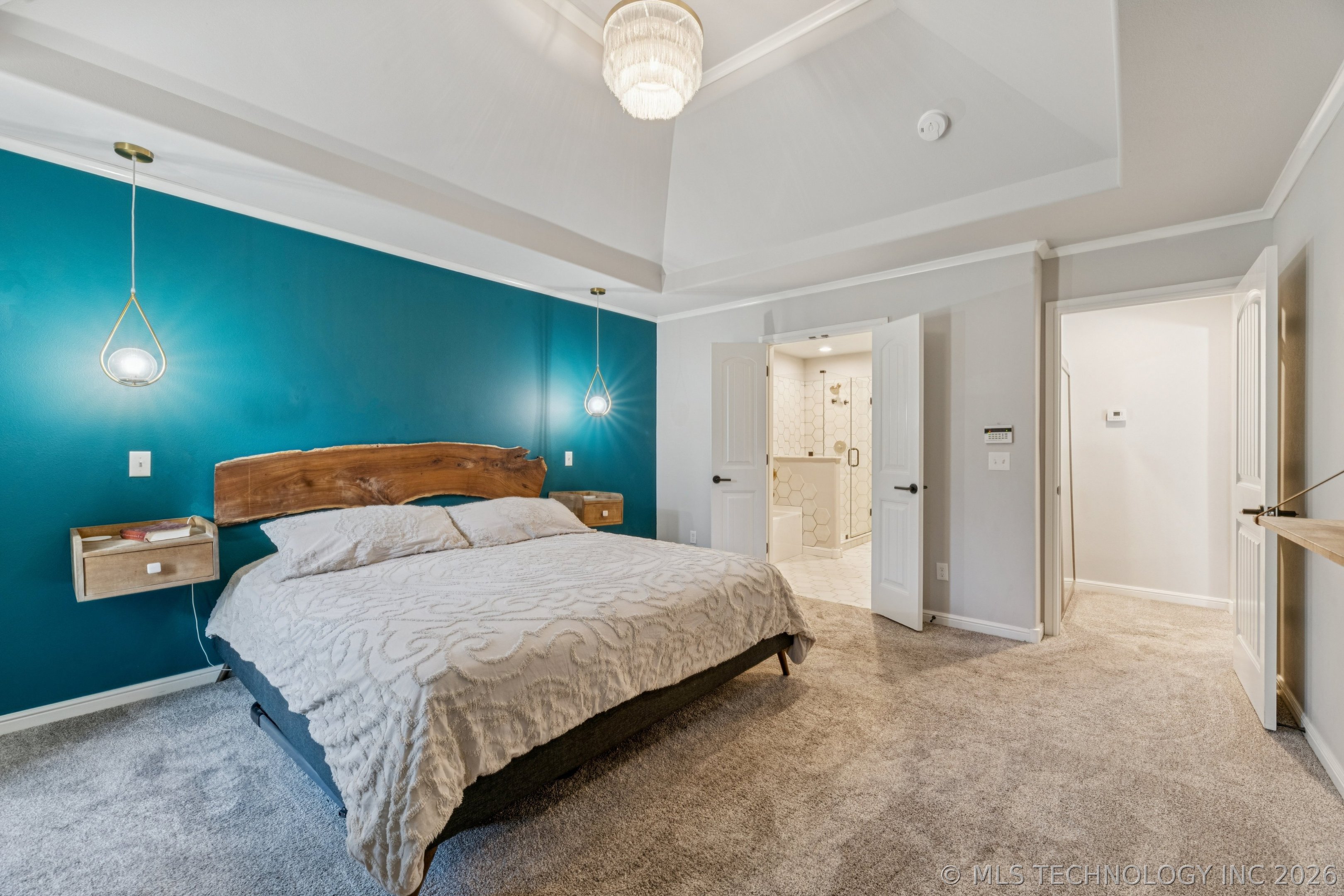 10556 Cross Oaks Drive Property Photo 20