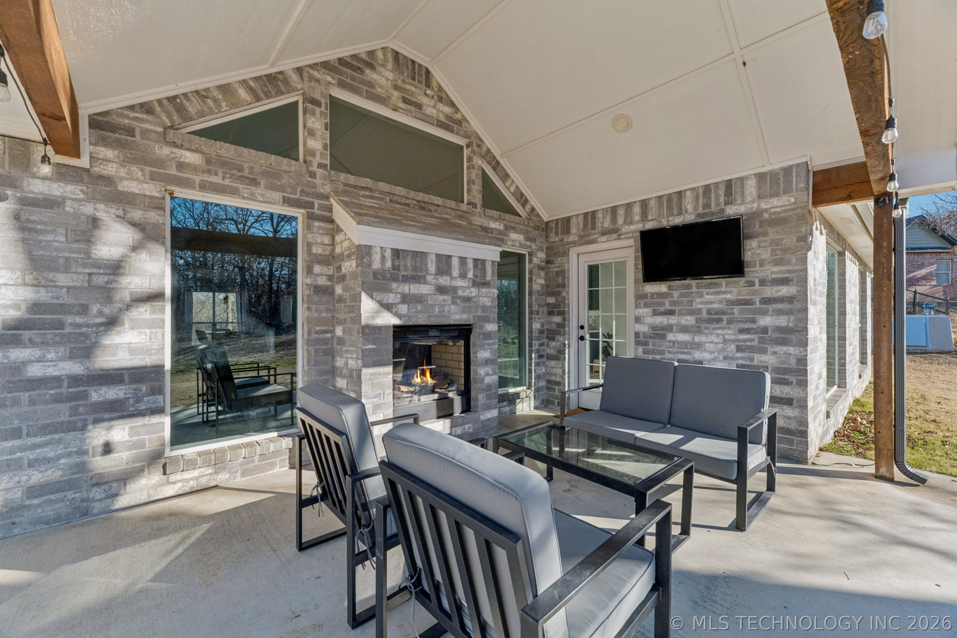 10556 Cross Oaks Drive Property Photo 35