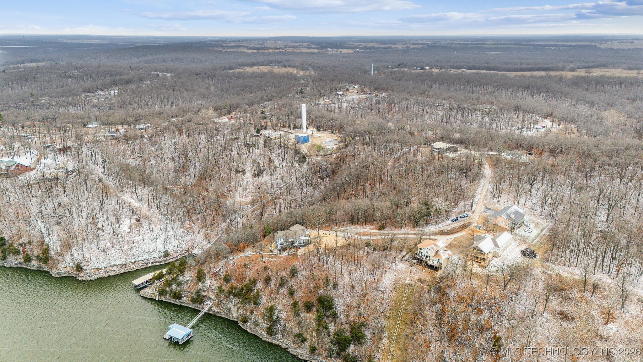 Eagle Crest Drive Property Photo 3