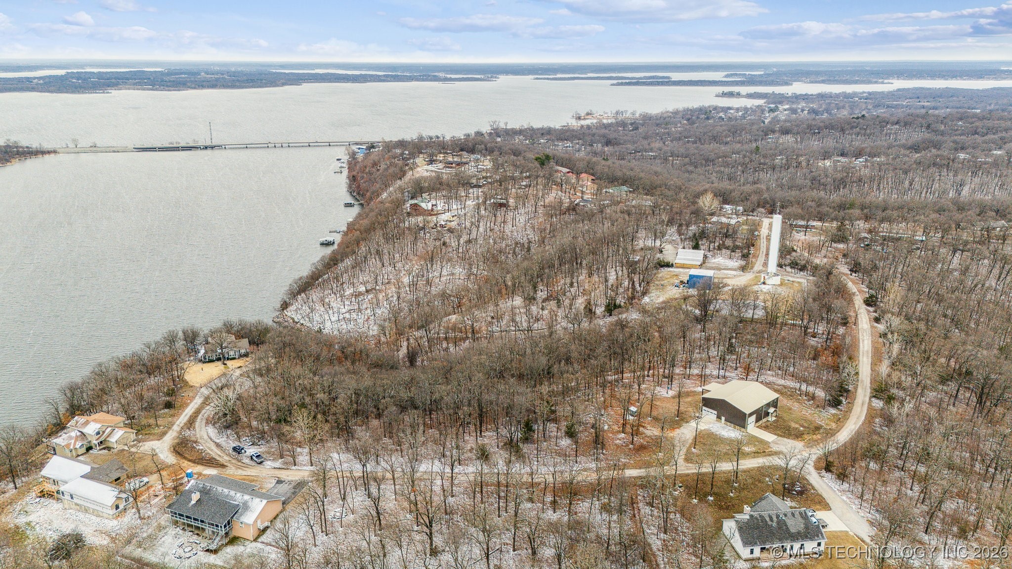 Eagle Crest Drive Property Photo 9