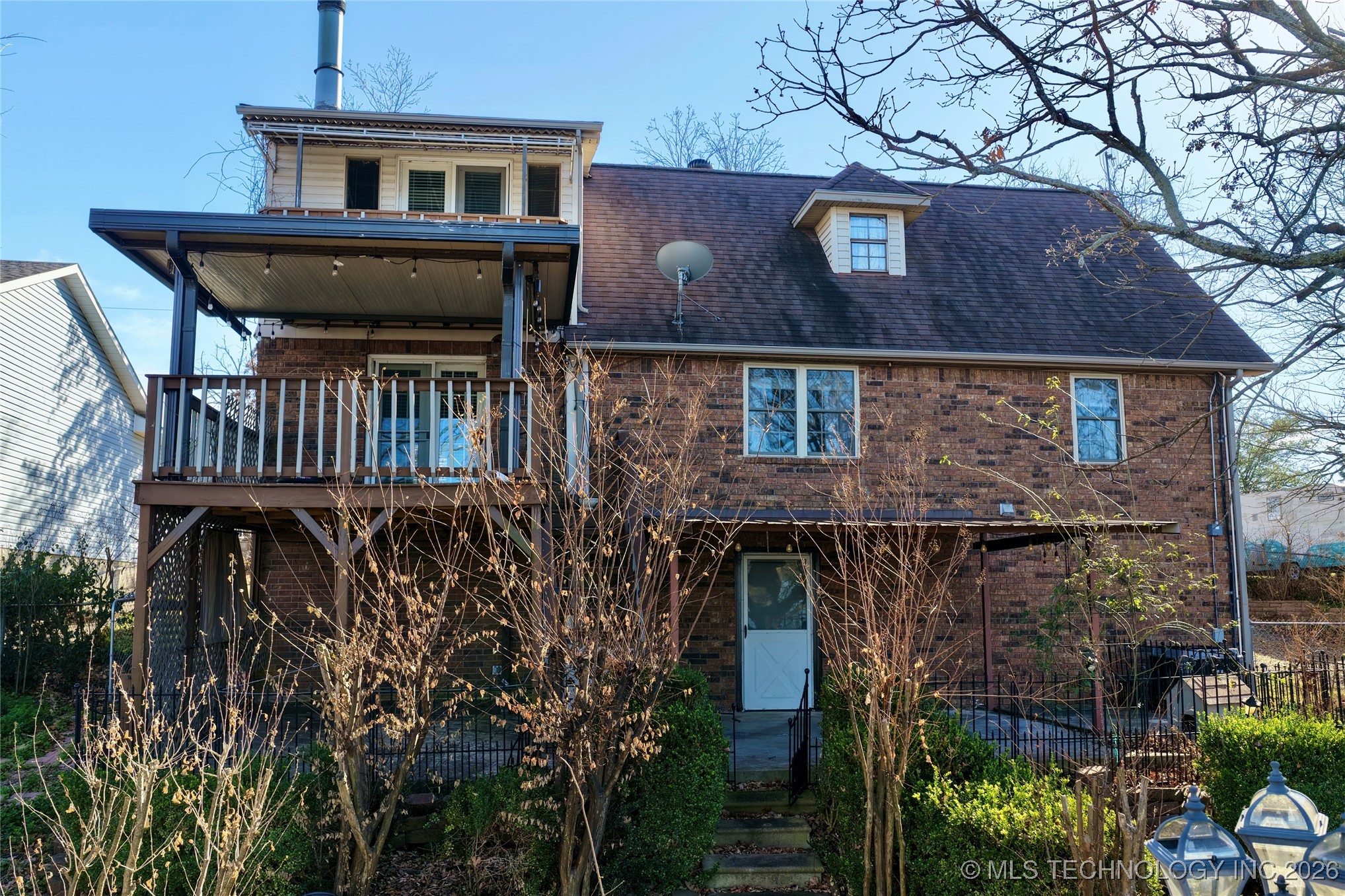 36 Hilltop Property Photo 2